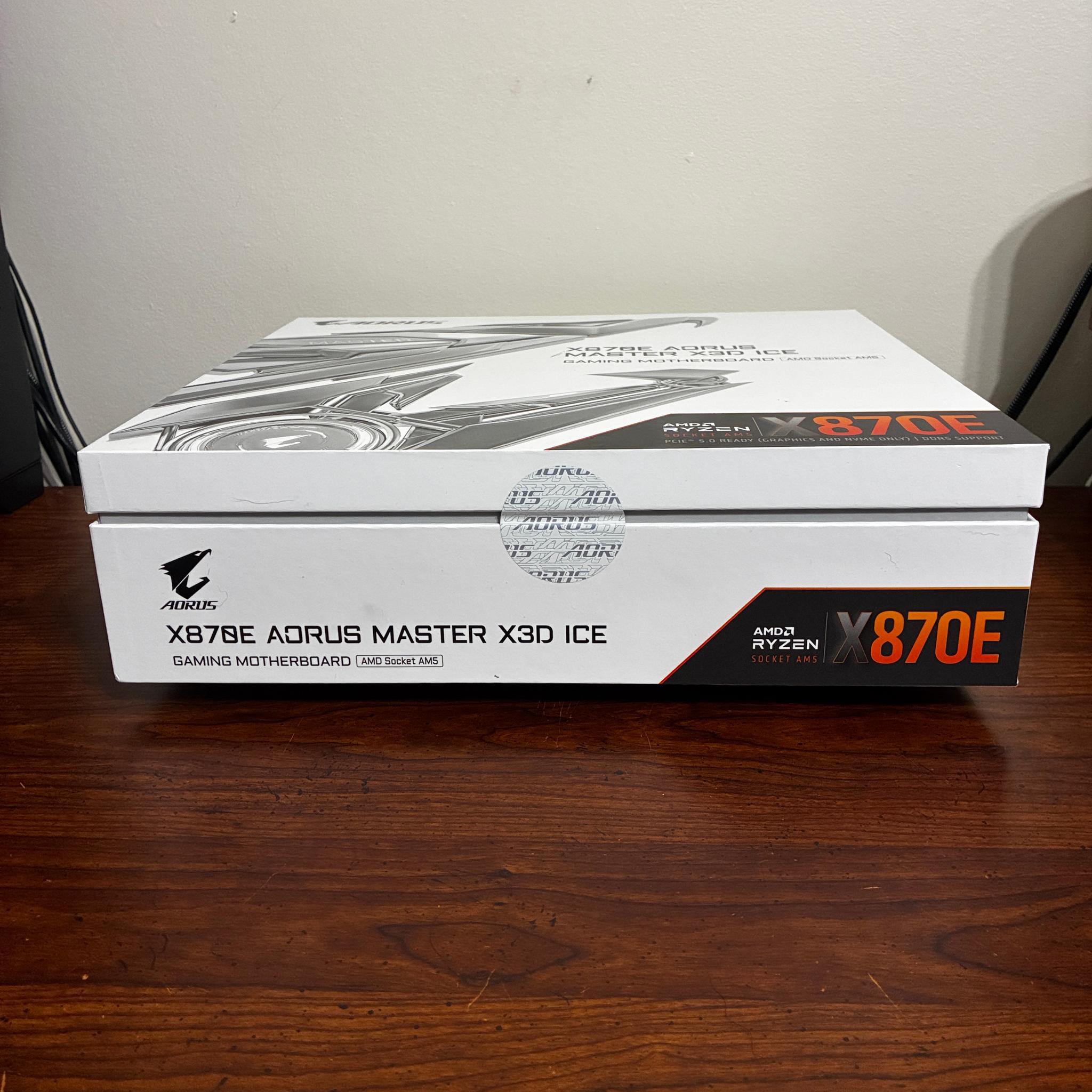 Gigabyte X870E Aorus Master X3D ICE