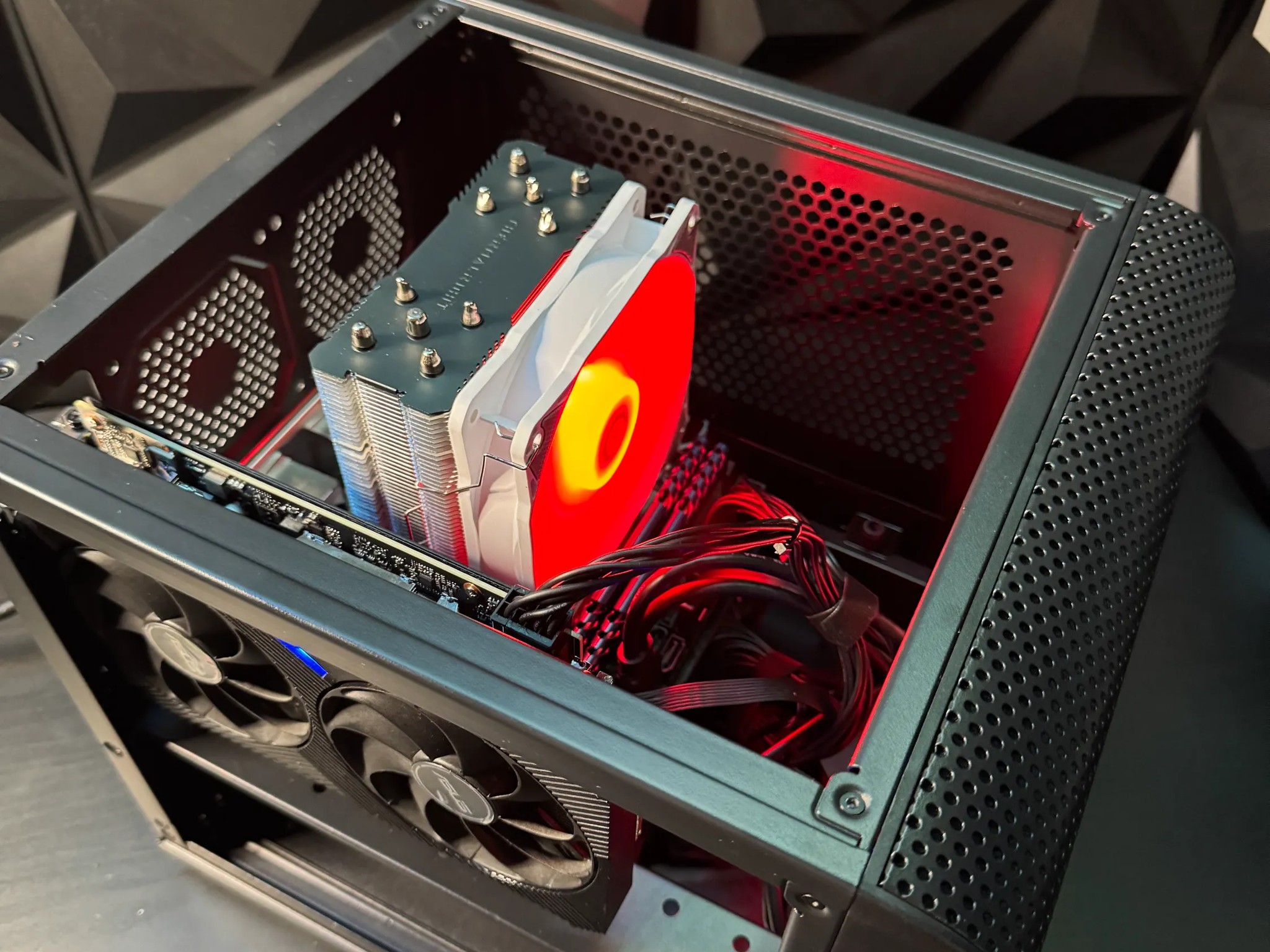 ⚡Tusker Cube 5560 ⚡Ryzen 5 5500| RTX 3060| 32 GB DDR4 3200MHz| 1.5 TB SSD