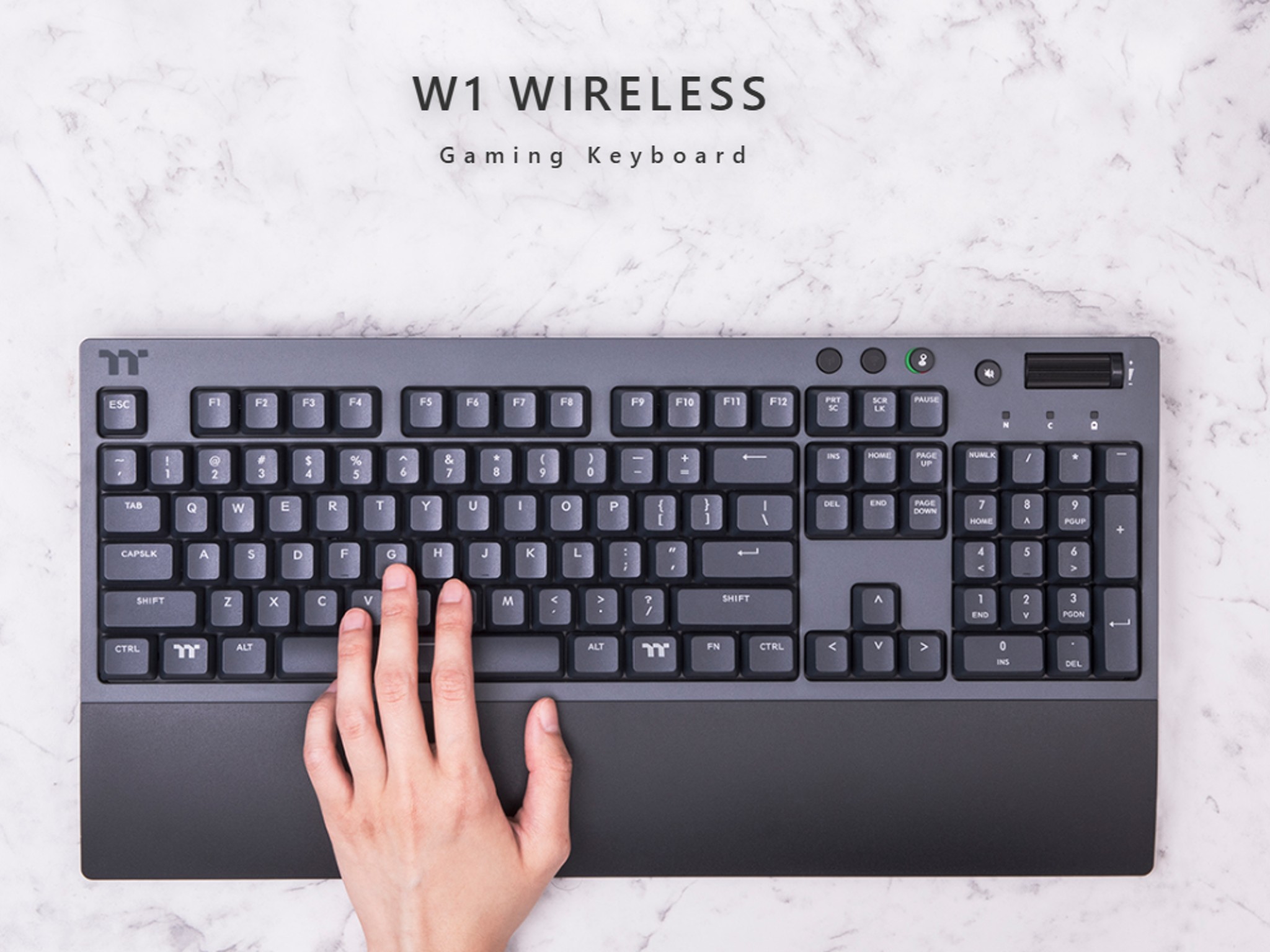 BNIB (Cherry MX Red) W1 WIRELESS Thermaltake Gaming Keyboard