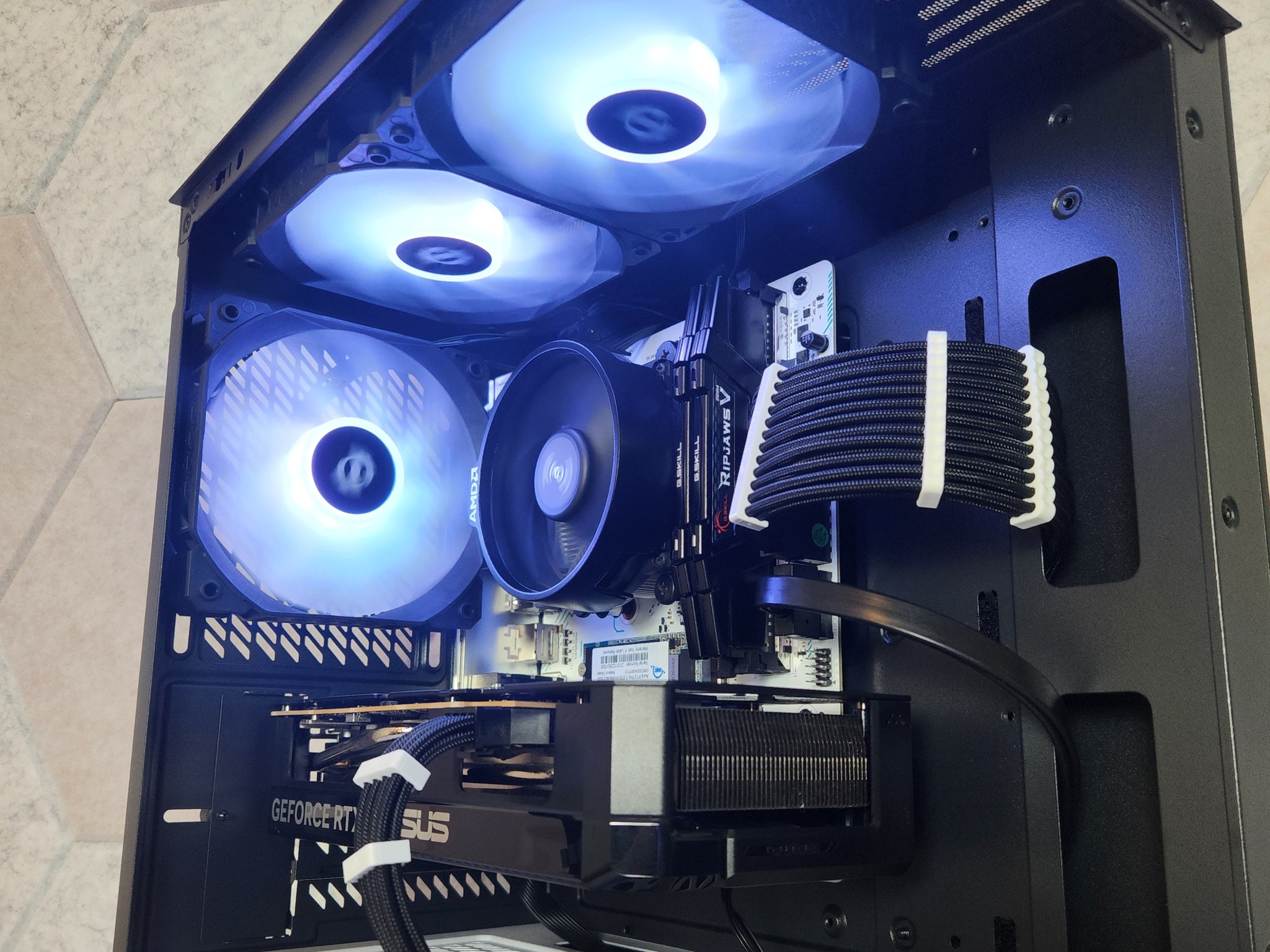 🖤Gaming PC | RTX 5060 | Ryzen 5 5600X | 32GB RAM | 1TB NVMe SSD | WiFi/Bluetooth | Windows 11
