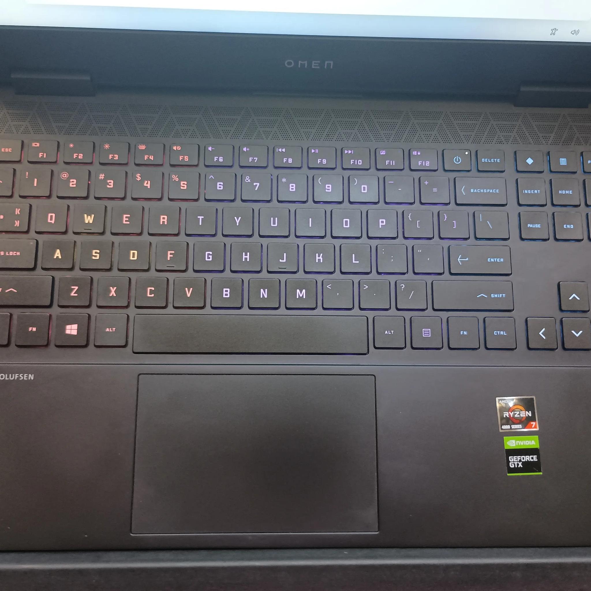 Omen 15 amd ryzen7 1660ti 512gb m.2 SSD 8gb ram