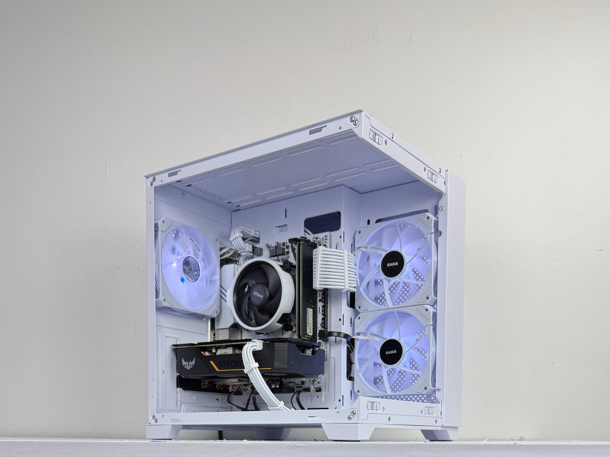 ❄️Frostbound❄️ | 1080p Gaming PC | Ryzen 5 2600 | Asus GTX 1660 Super | 16GB DDR4 3200MHz