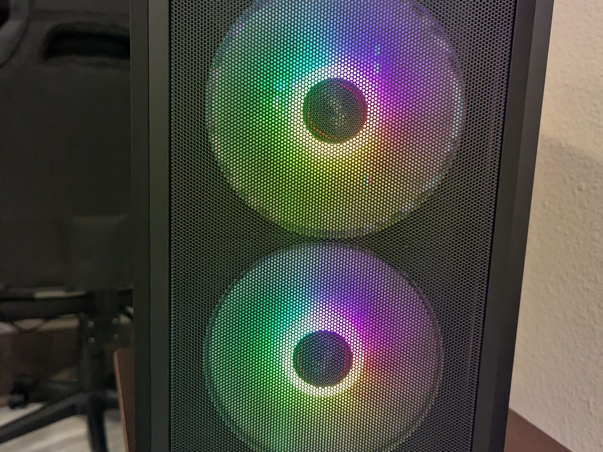 Amd Ryzen 5 5500, GPU ASUS RTX 5050 8gb, 32gb of ddr4