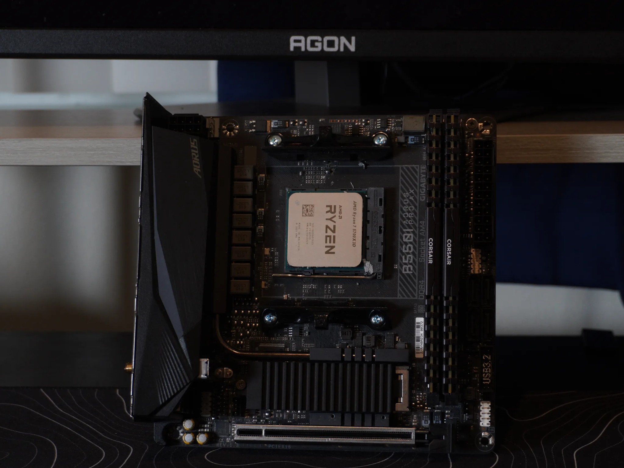 R7 5700x3d + 64 GB DDR4 3600 MHz Ram + Gigabyte B550 ITX