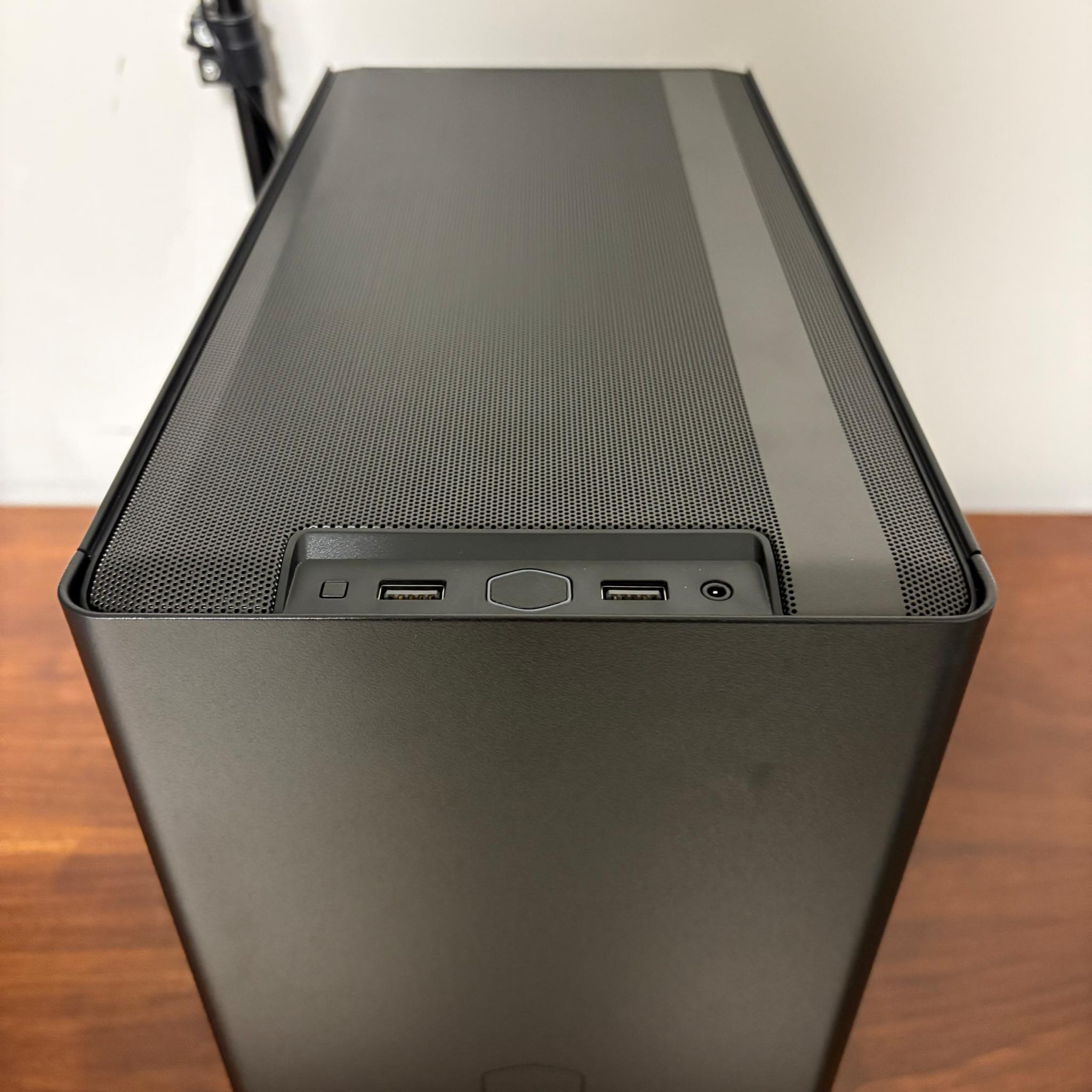 RTX 3070 | Ryzen 5 3600 | 16GB DDR4 | 1TB SSD | 850W PSU | 2 x Fans | Air Cooler