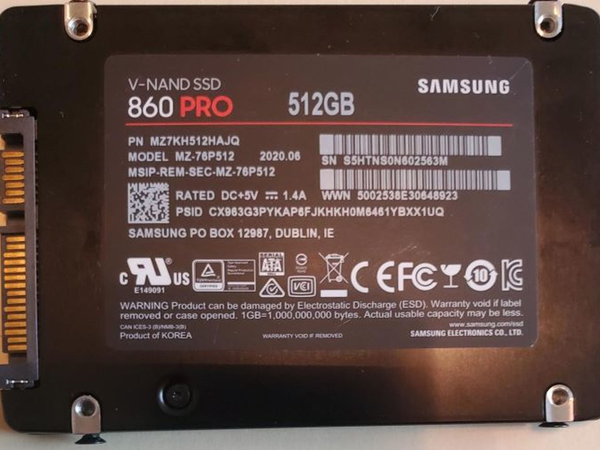 Samsung 860 PRO 512GB 2.5 Inch SATA III Internal SSD (MZ-76P512BW)