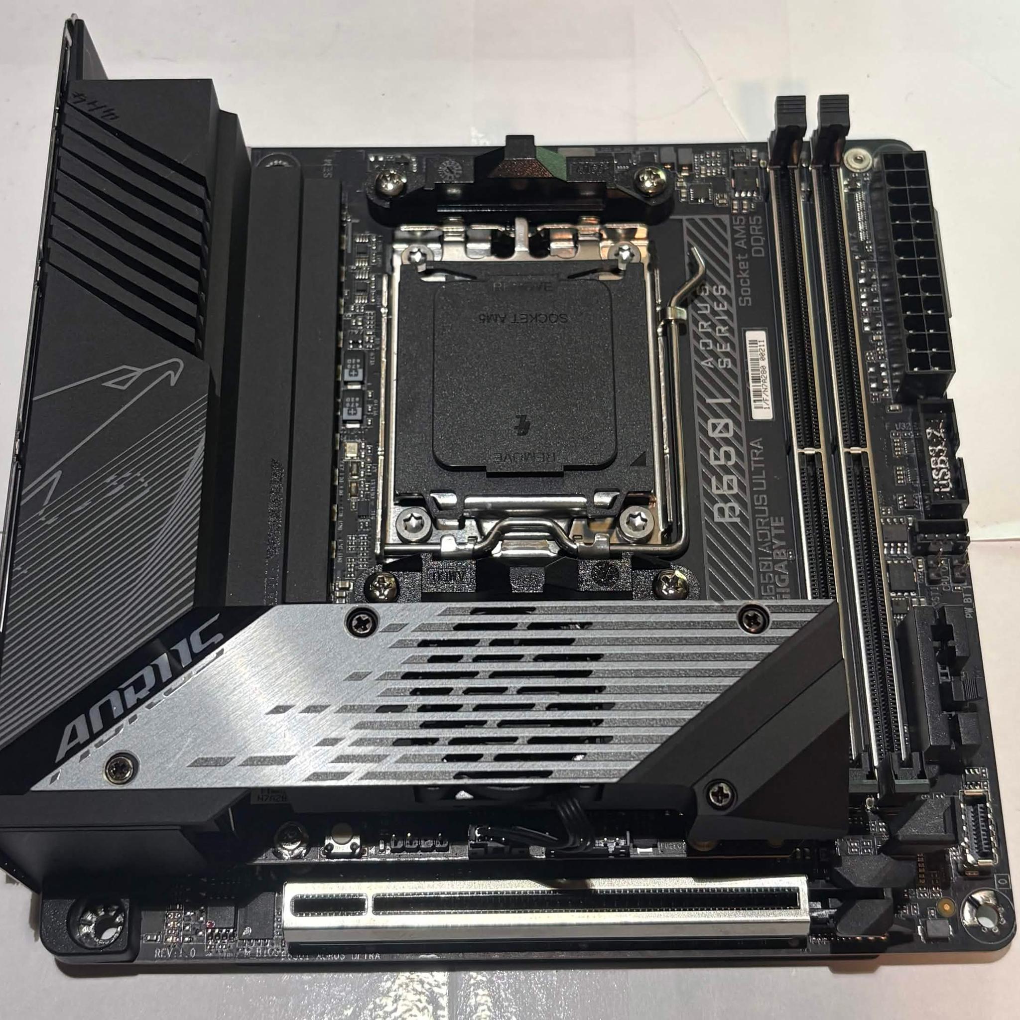 Gigabyte B650I AORUS Ultra Mini-ITX AM5 DDR5 Motherboard | Complete in Box | Fully Tested