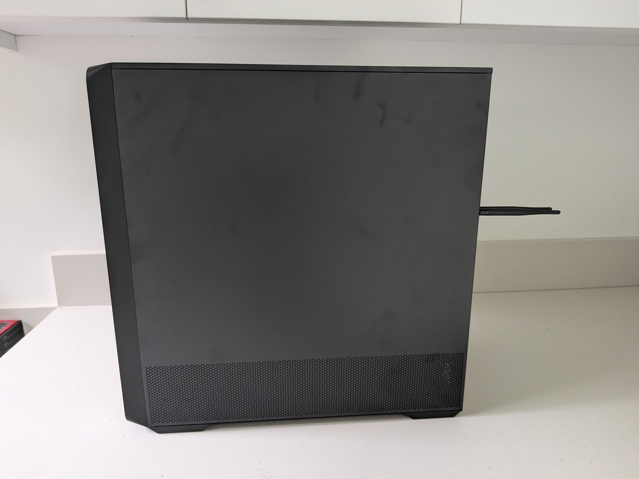 4K Shadowlord - RX 9070 XT, Ryzen 7 7800X3D, 32 GB DDR5, 2 TB Gen 5 NVME, Liquid Cooled