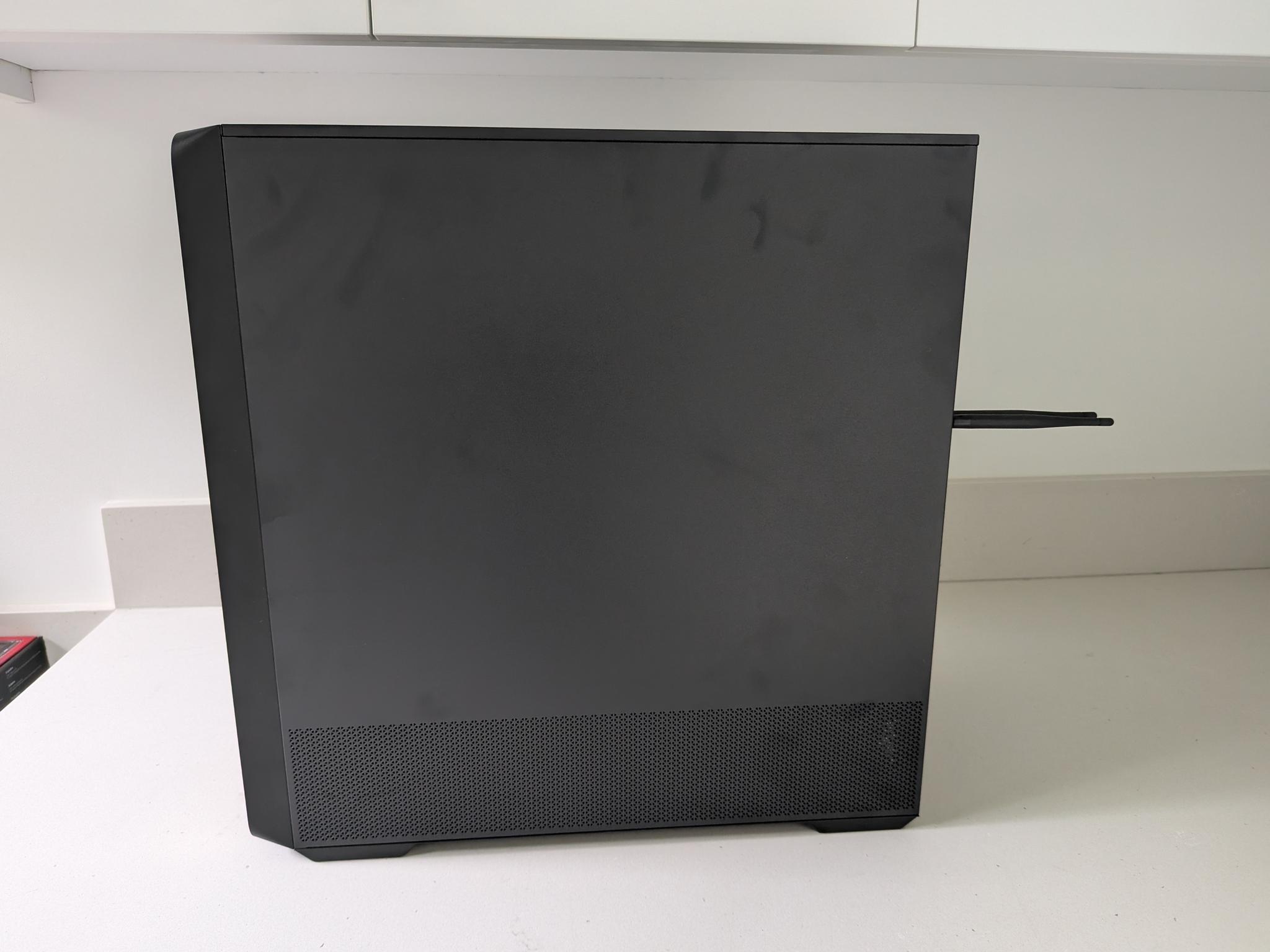 4K Shadowlord - RX 9070 XT, Ryzen 7 7800X3D, 32 GB DDR5, 2 TB Gen 5 NVME, Liquid Cooled