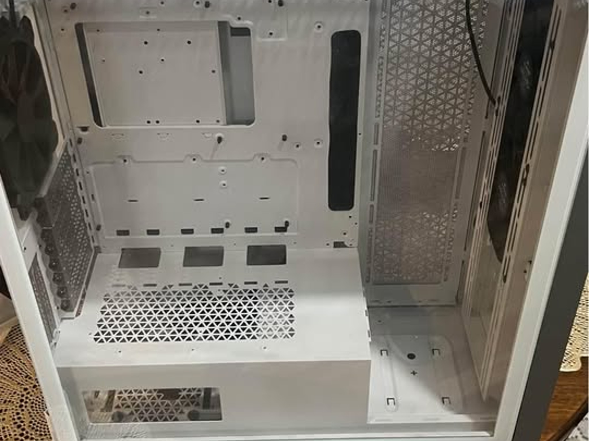 Corsair 7000D AIRFLOW (White-Black - Tempered Glass)