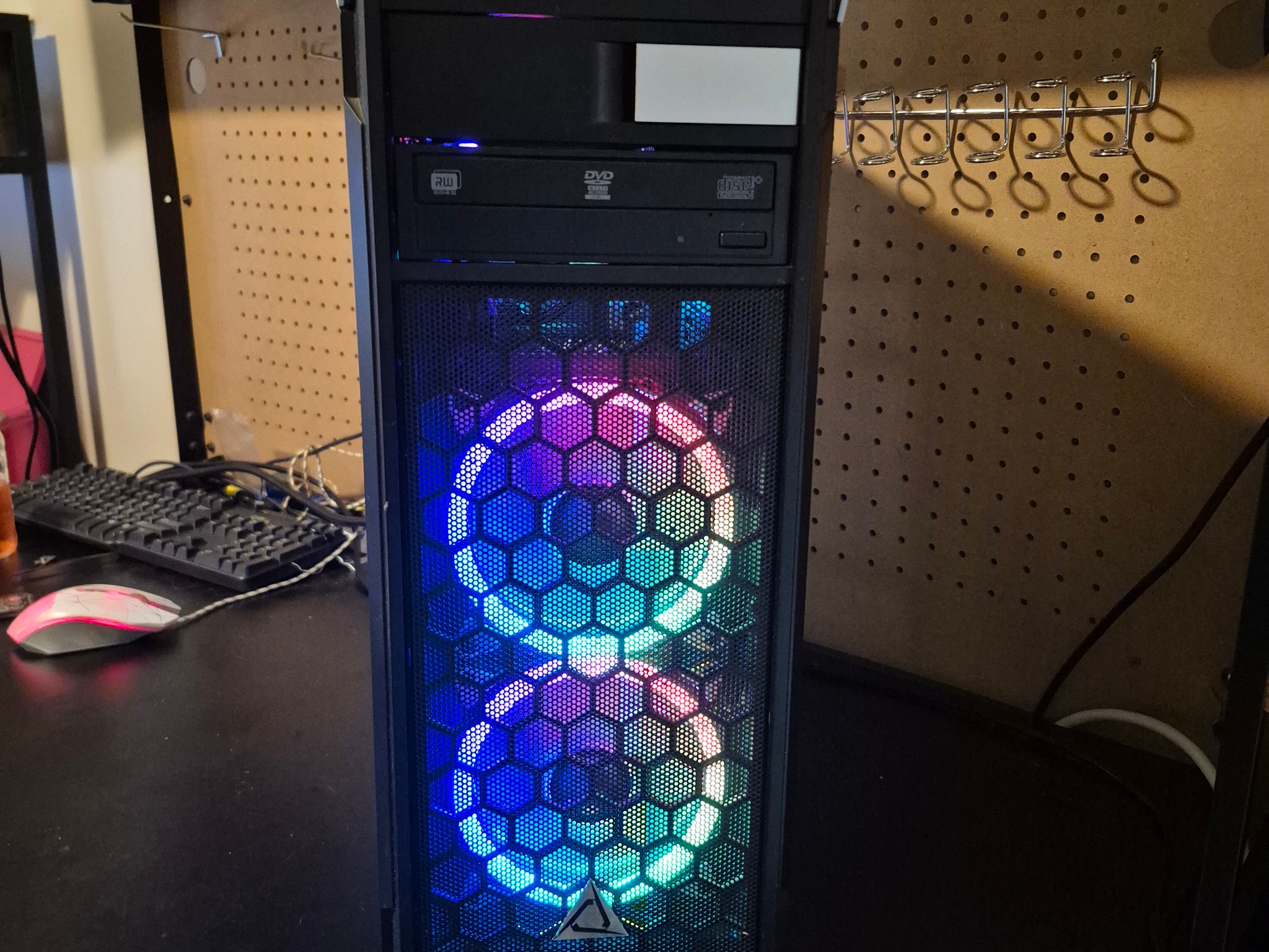 70 FPS Fortnite | AMD FX 6300, 16GB RAM, GTX 960 4GB, 512GB SSD, Win10