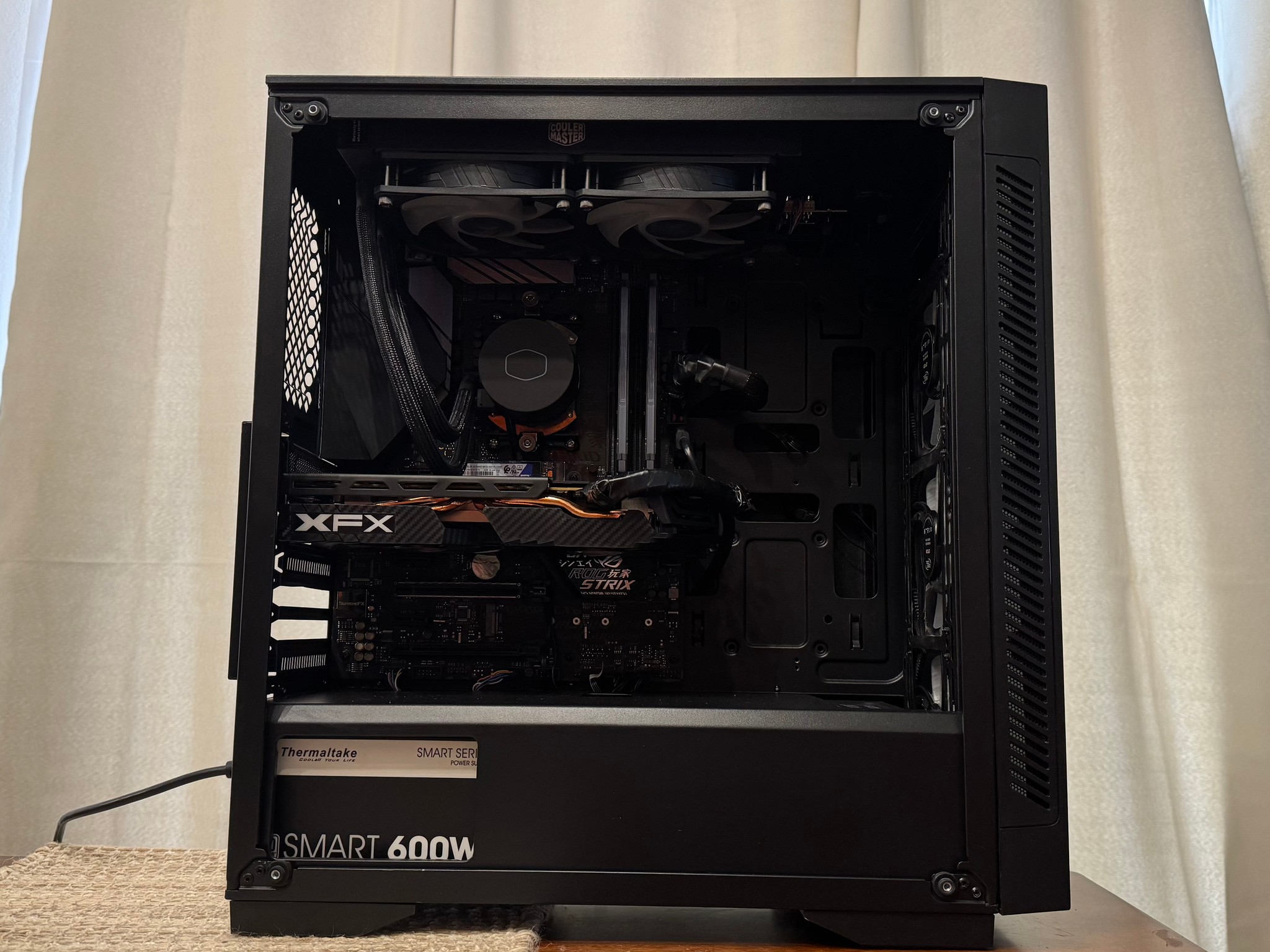 "AERO" | XFX RX 580 | Ryzen 5 2600x | 16GB DDR4 | 512GB SSD + 1TB HDD