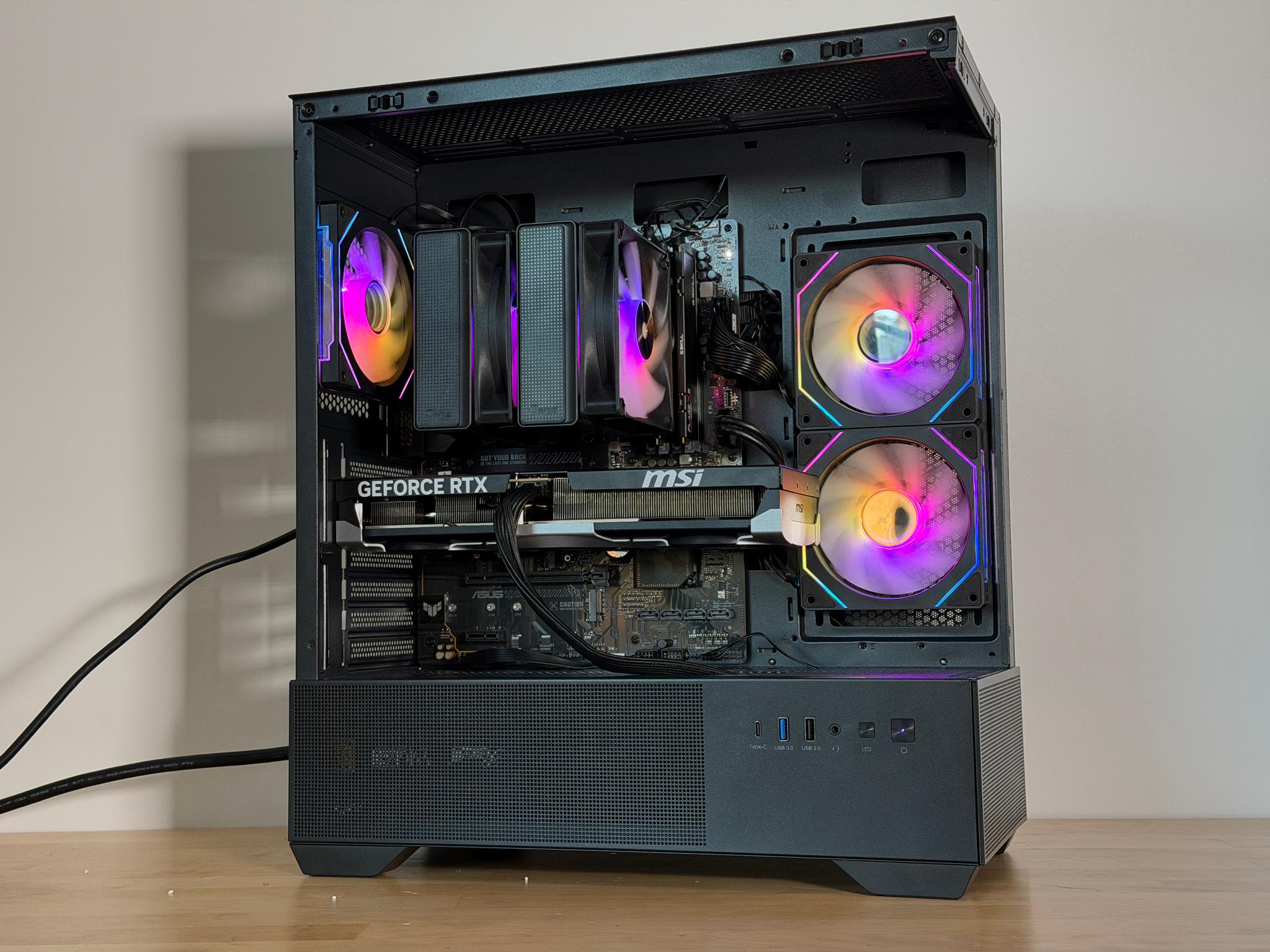 RTX 5070 Ryzen 7 9700x Gaming PC