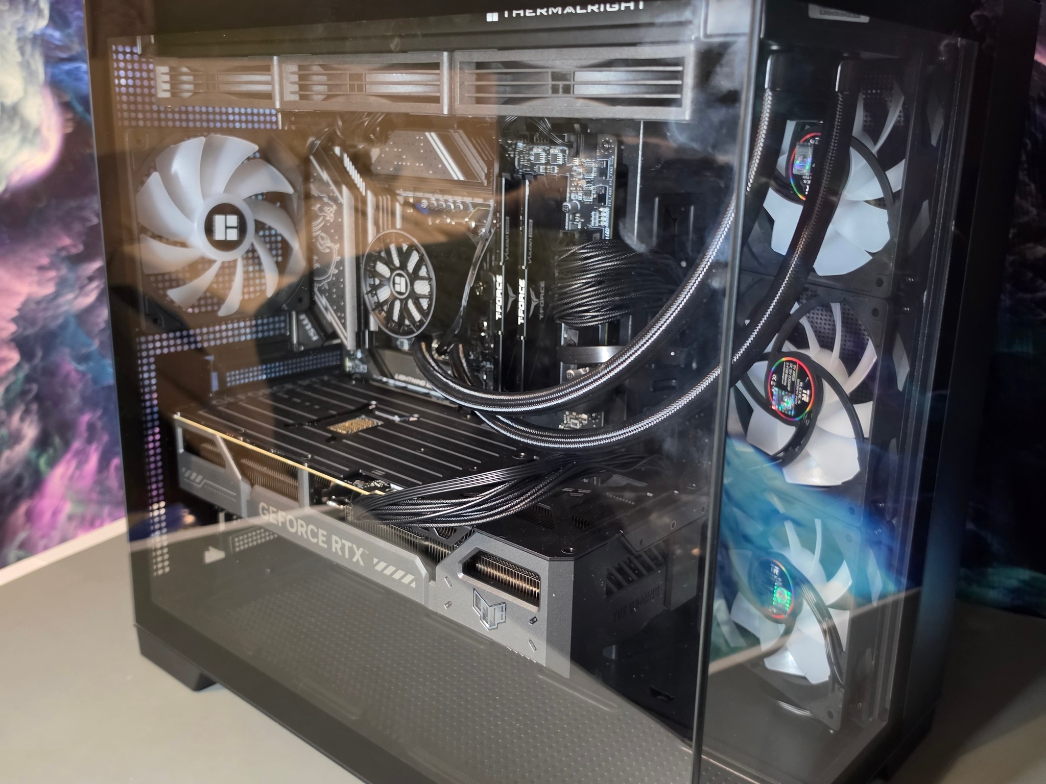 ASUS RTX 5070 12gb + Intel Core i7 14700f