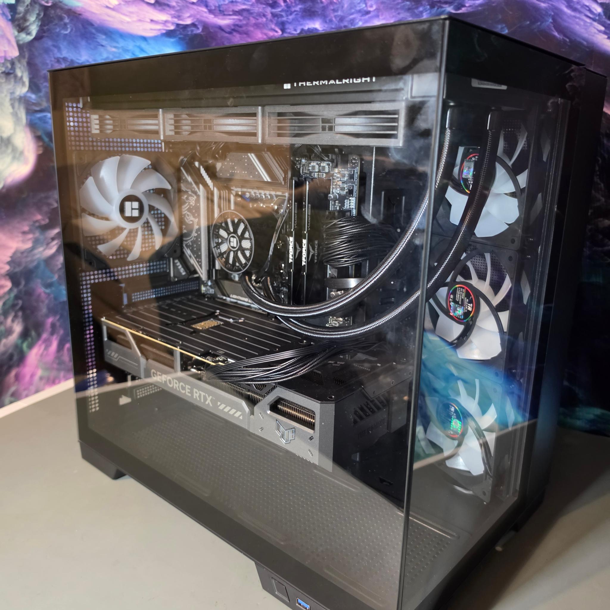 ASUS RTX 5070 12gb + Intel Core i7 14700f