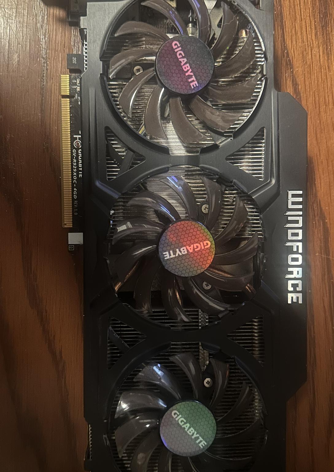 GIGABYTE R9 290X WindForce 3X OC
