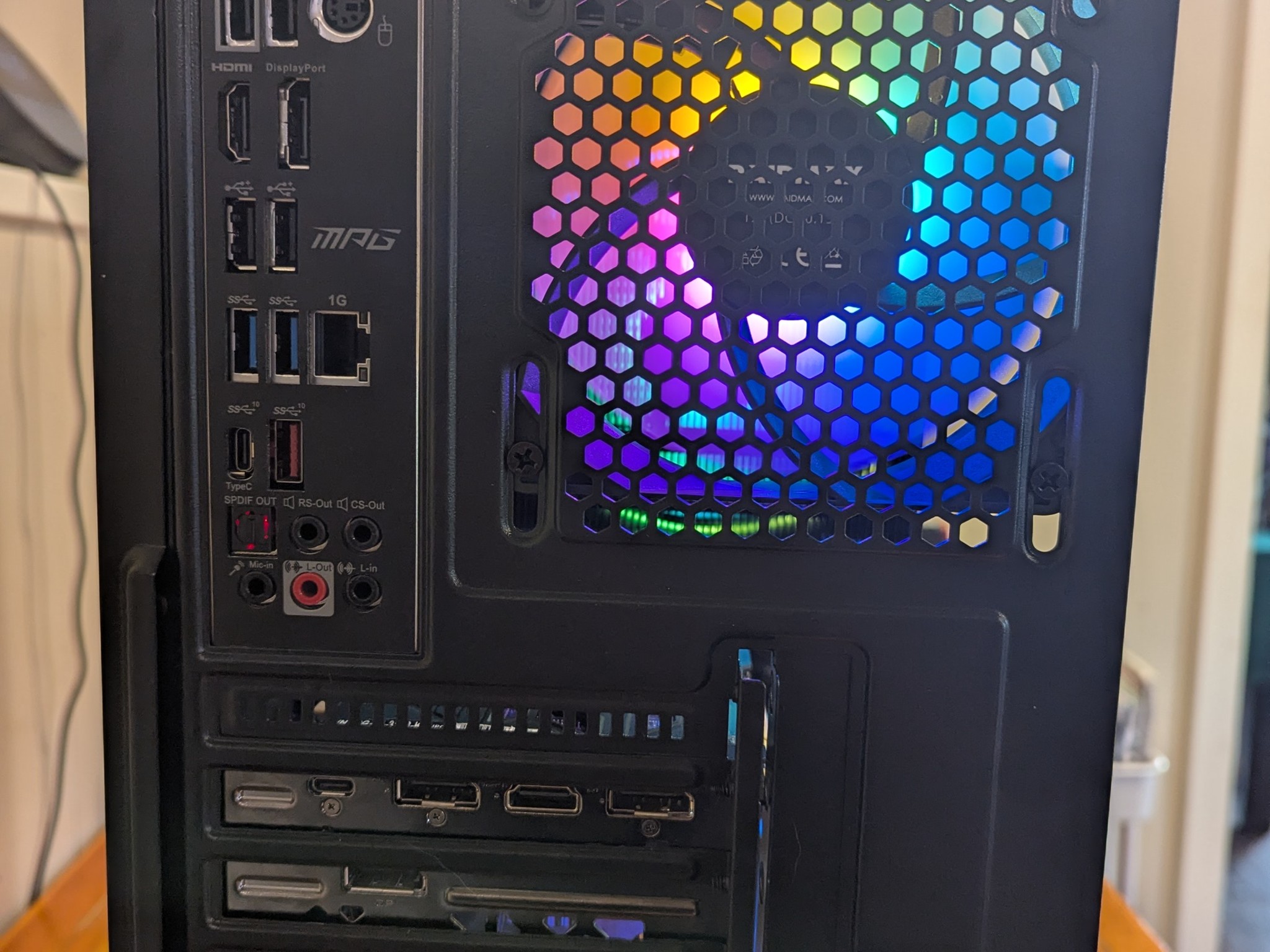 Ryzen 5 5600 || RTX 2070 Super || RGB Gaming PC