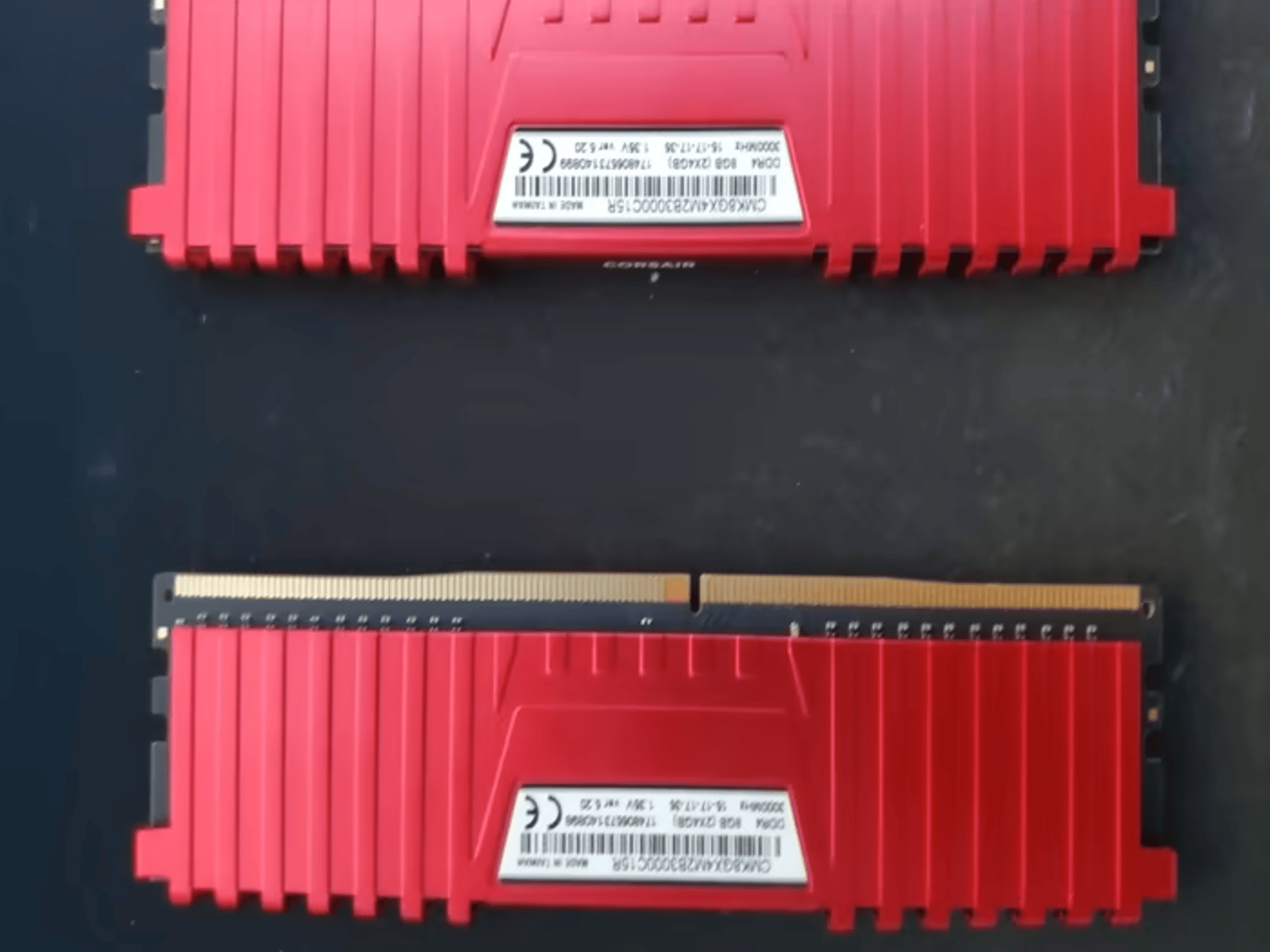 Corsair Vengeance 8 GB (2 x 4 GB) DDR4-3000Mhz Ram/Memory