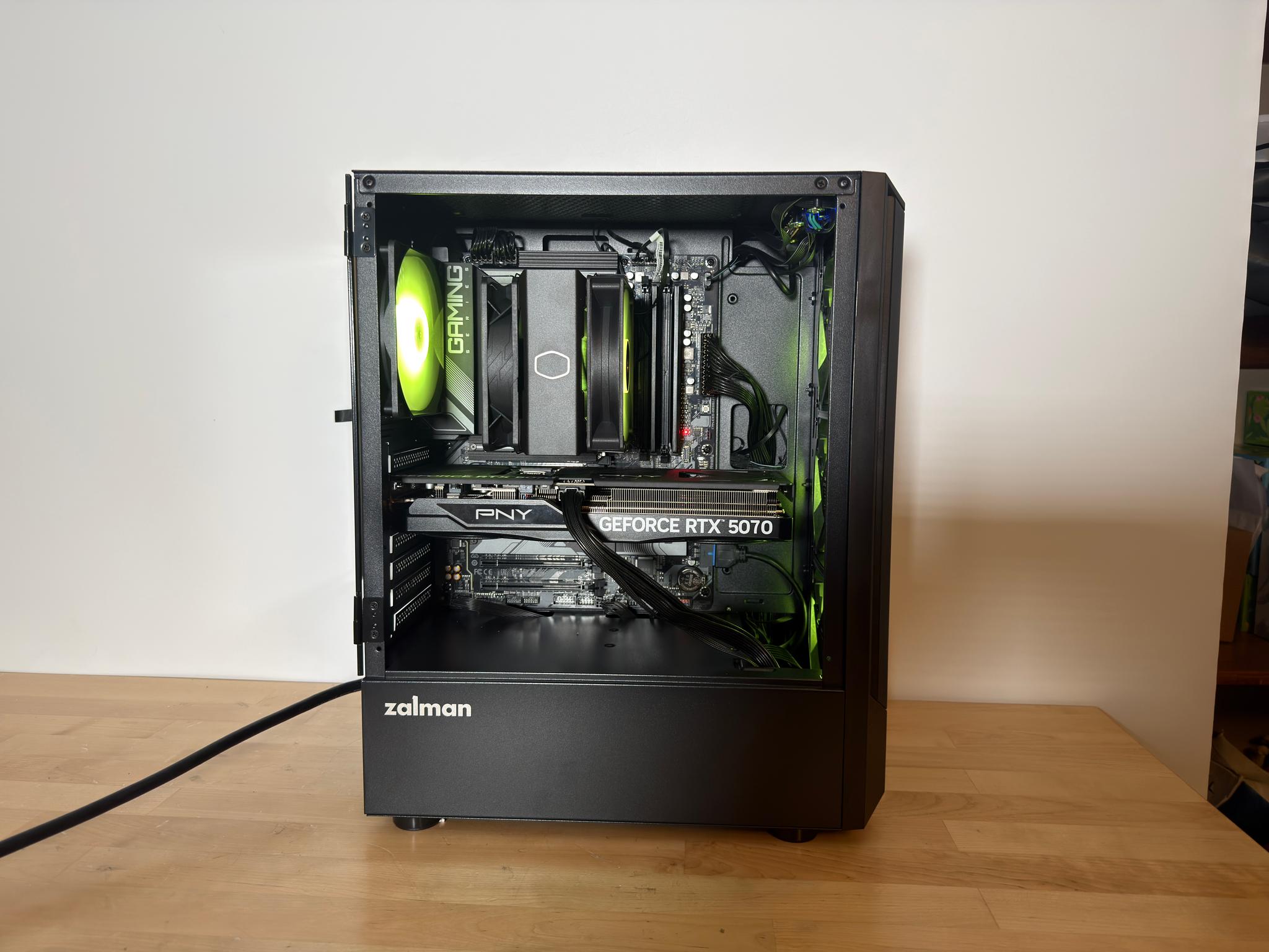 RTX 5070 Ryzen 5 7600x3d Gaming PC