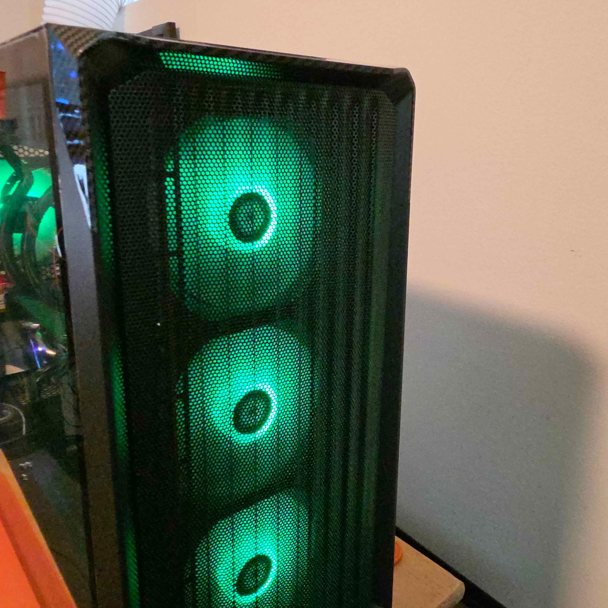 RTX 2060 Gaming PC | Intel i7-8700 | 16GB DDR4 | 500GB M.2 | 360mm ARGB Liquid Cooling