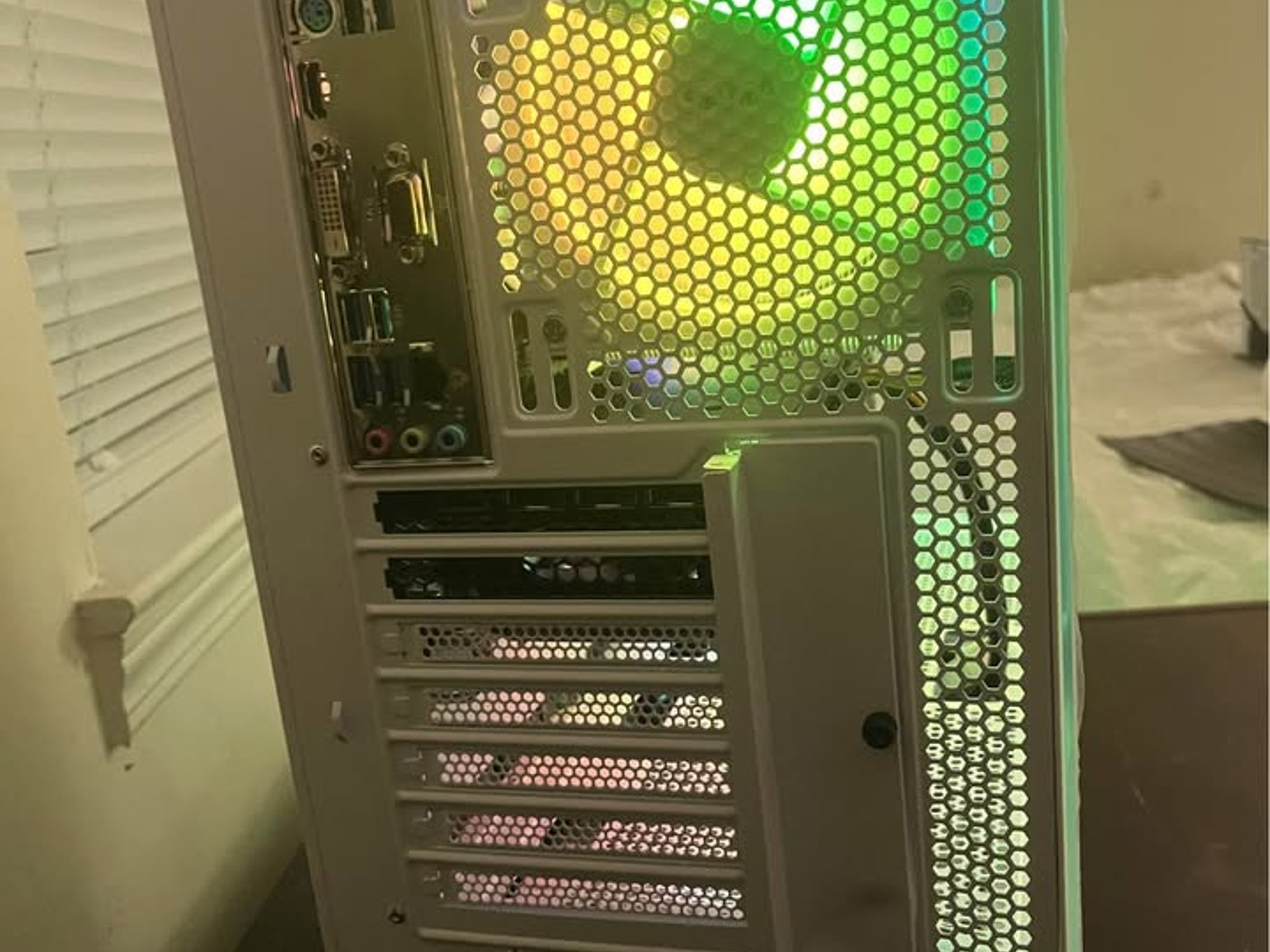 NEED GONE ASAP RTX 3070, Ryzen 7 (8 CORES 16 THREADS), 16GB RAM, 500GB NVME, WiFi,Gaming PC