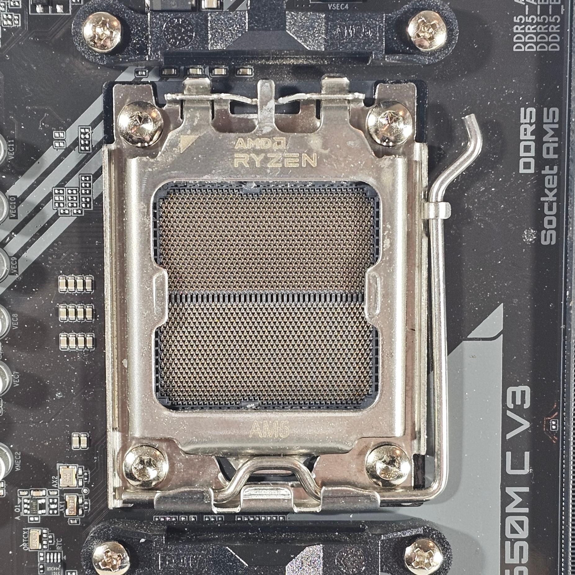 Gigabyte B650M C V3 AM5 DDR5 mATX Motherboard
