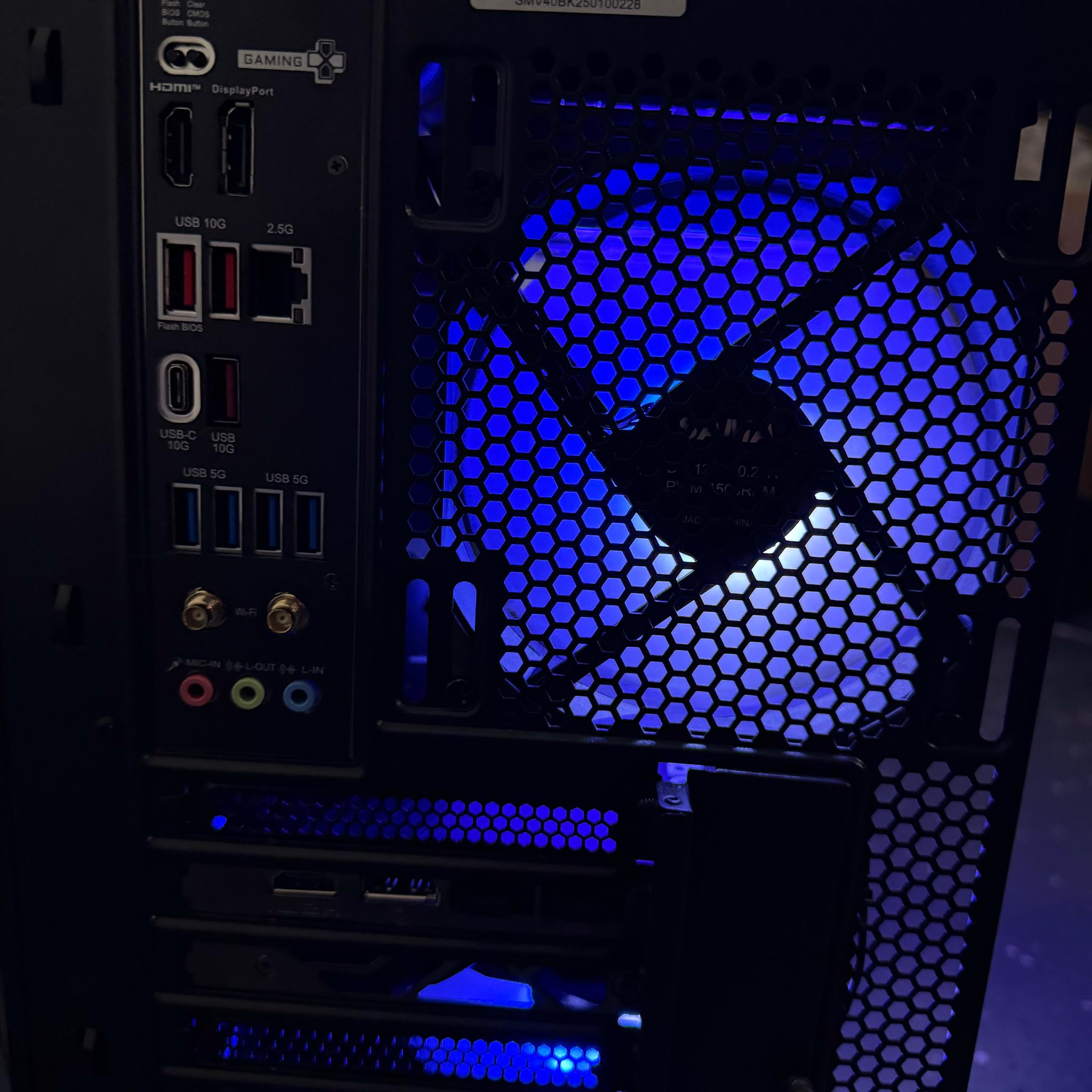 ⚫️"Black Ice"❄️| 1080p Gaming | RTX 5060 | Ryzen 5 7600X | 16GB DDR5 | 1TB Samsung 9100 Pro GEN5