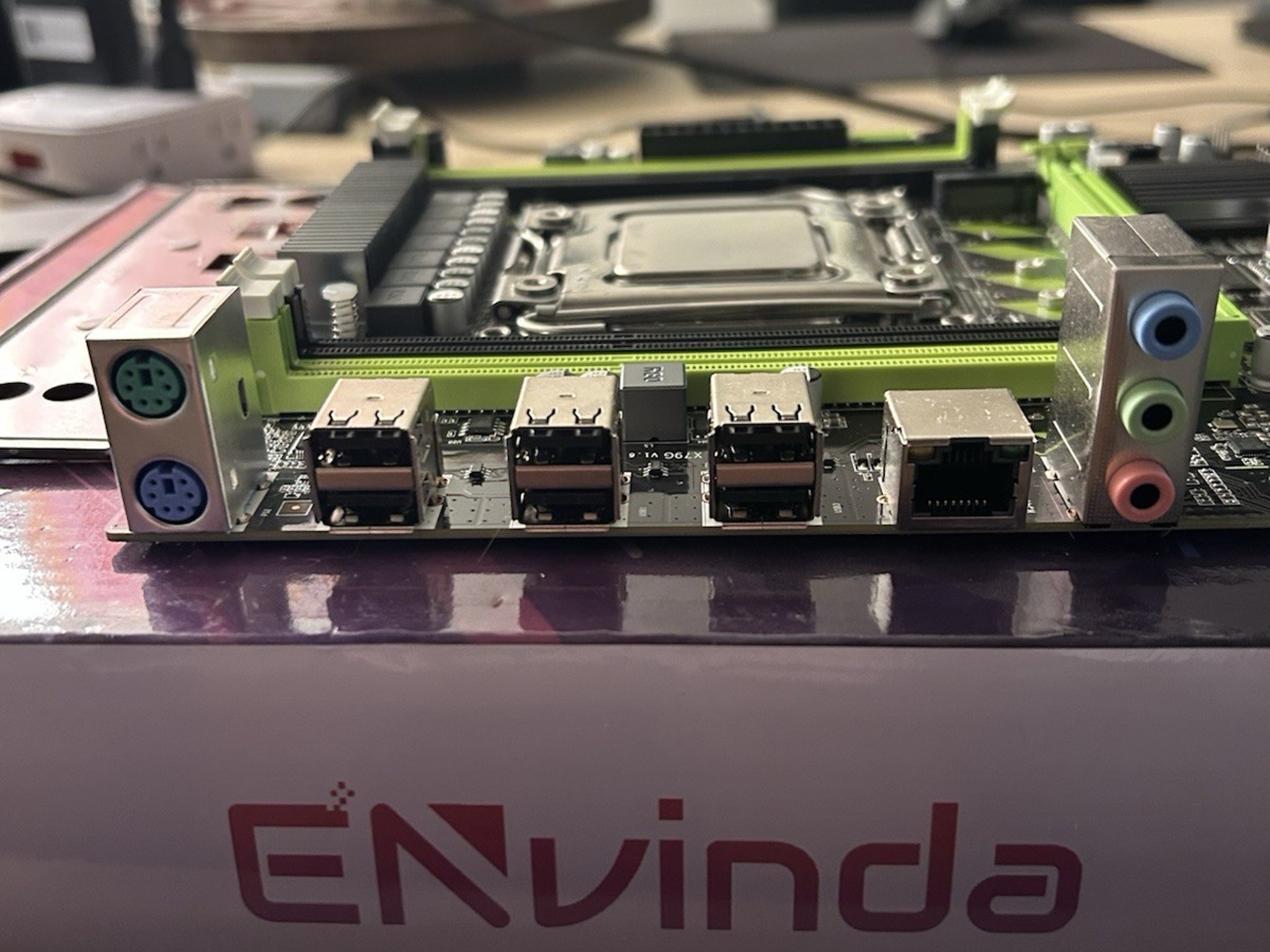 ENVINDA X79 Motherboard LGA 2011-REG DDR3 Memory & ECC w/Xeon 2667v2 CPU Combo