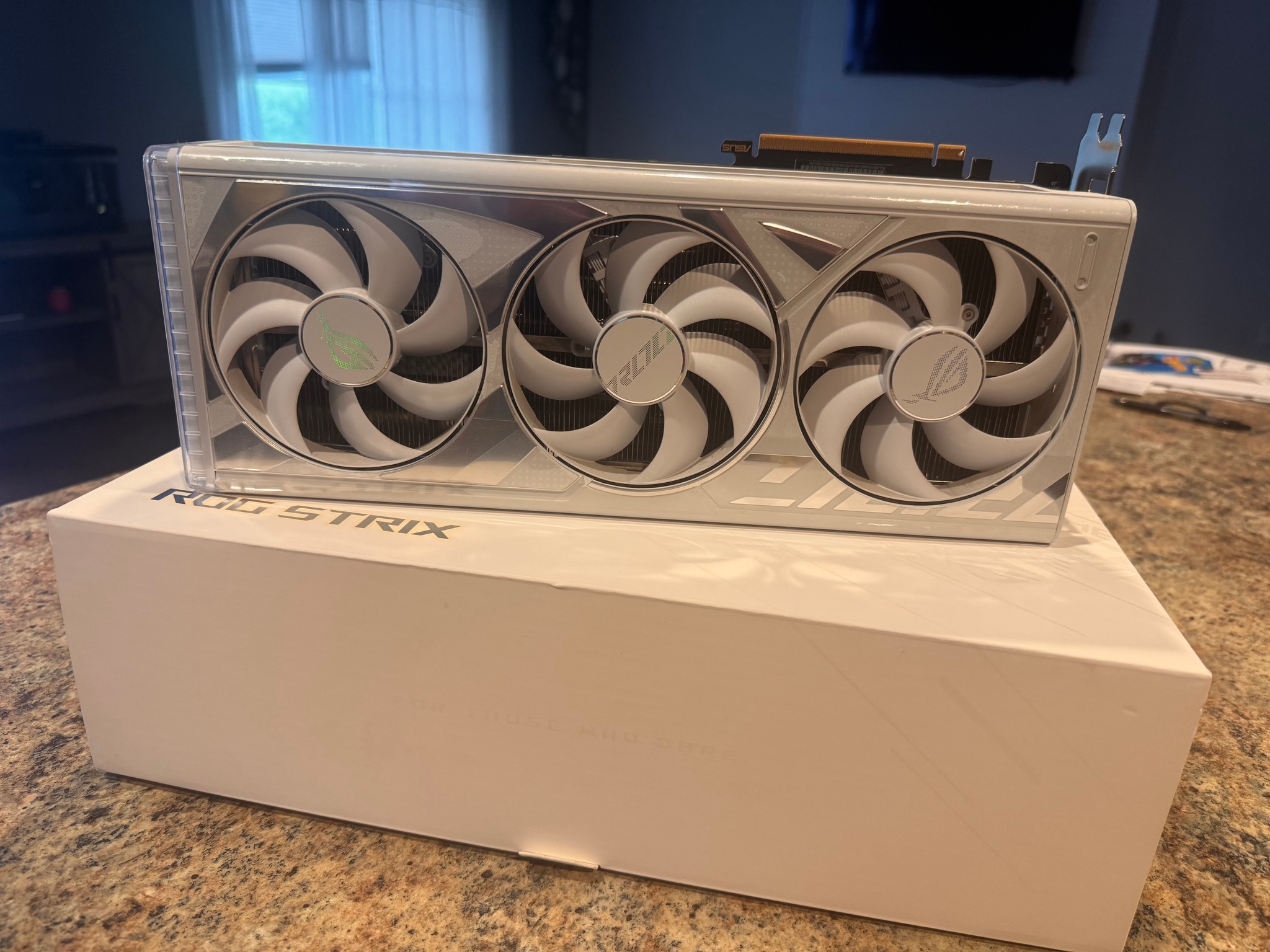 ASUS ROG Strix Gaming White RTX 4090