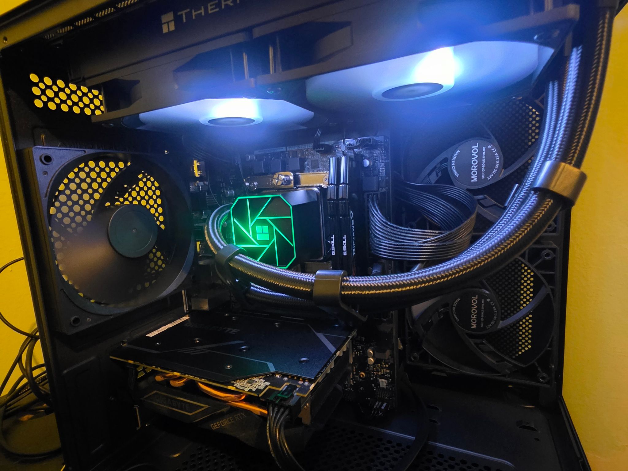 GeForce RTX 2070 Custom Gaming PC - Core i7-11700KF