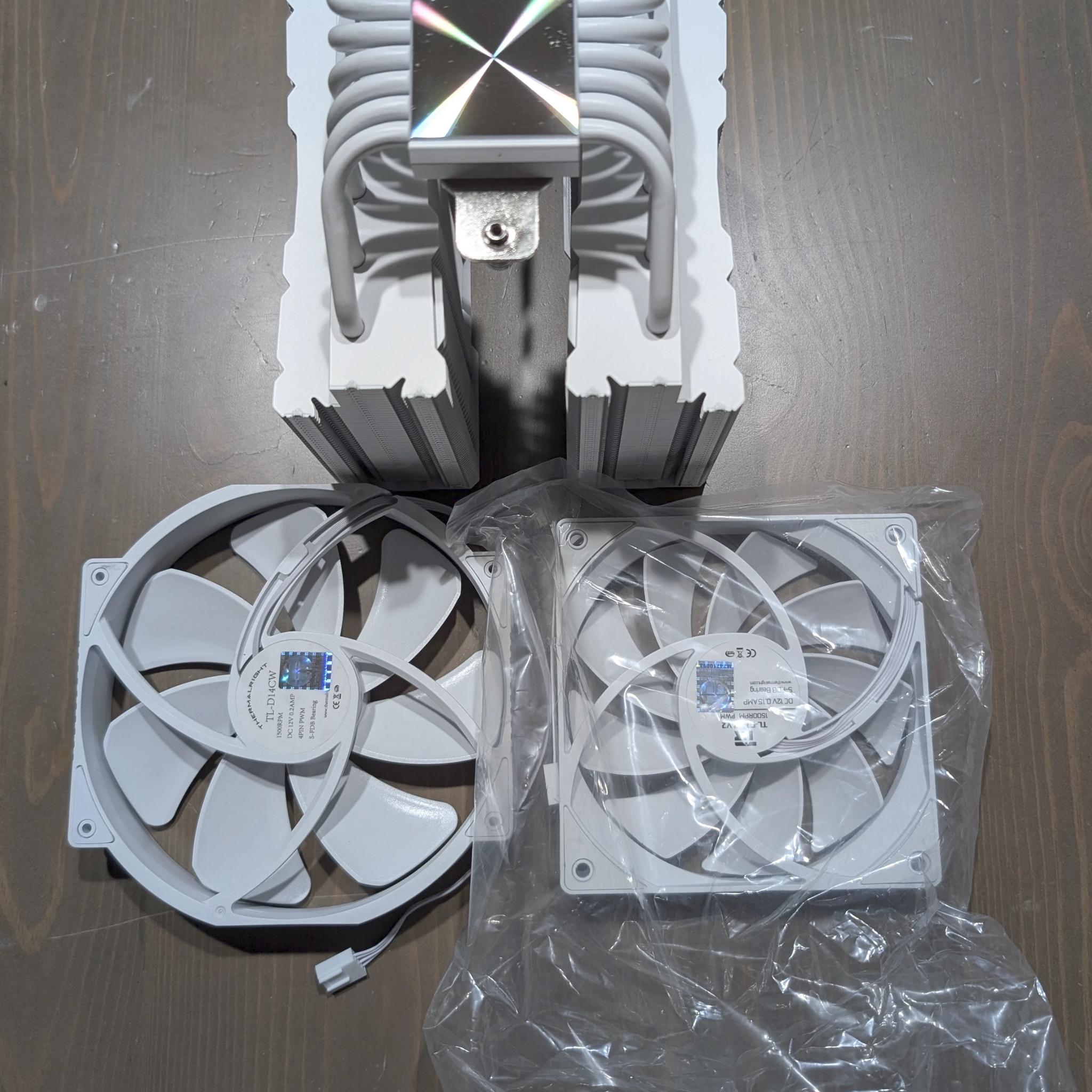 Thermalright Peerless Assassin 140 CPU Cooler (White)