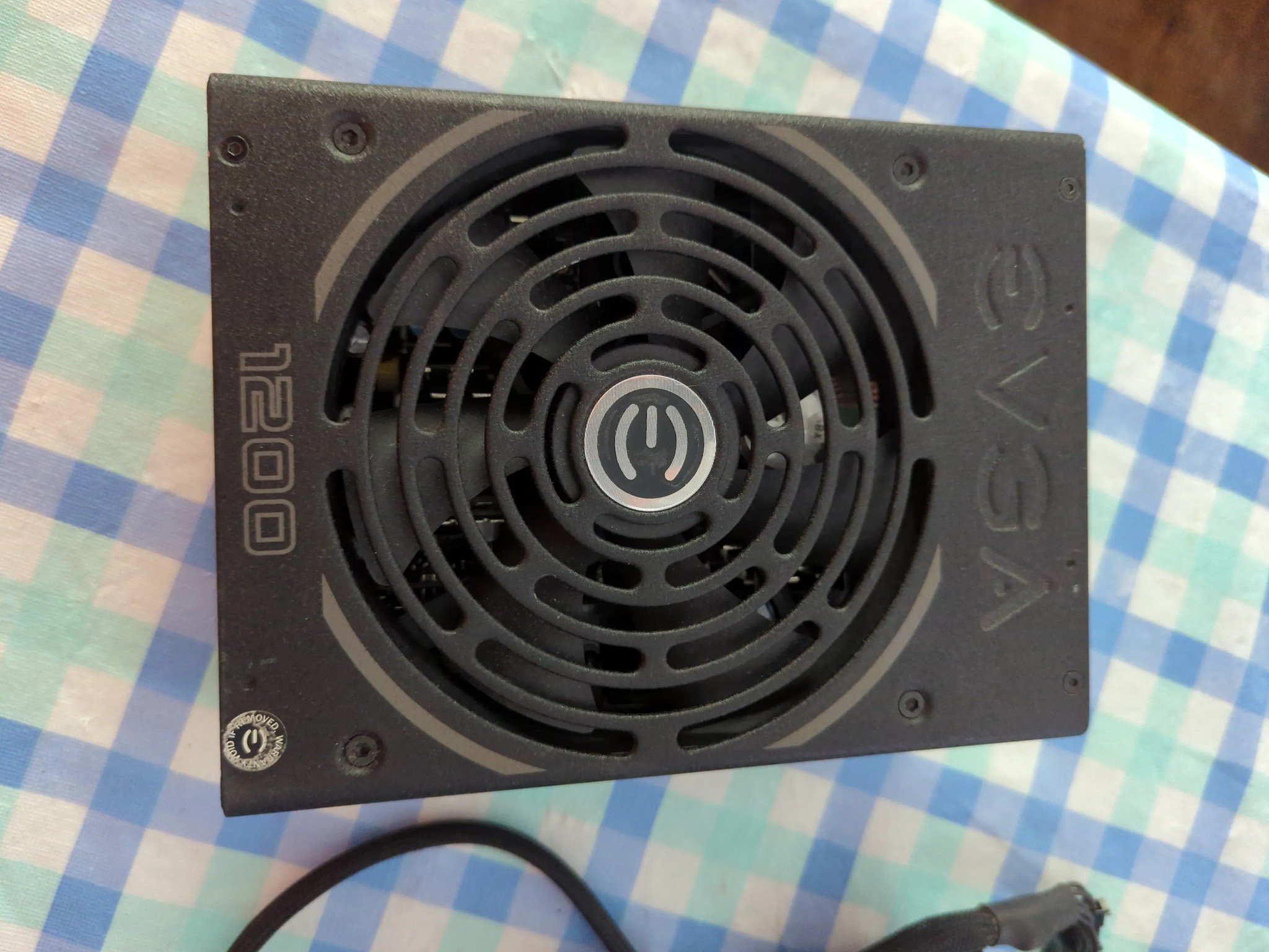 EVGA 1200 80 plus platinum