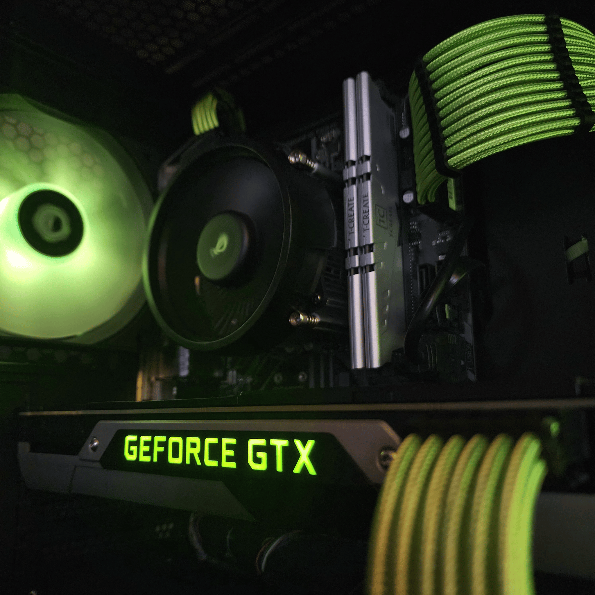 Intel Core i5 8500 // Nvidia GeForce GTX 980 4GB FE // TCreate 16GB 3200MHz