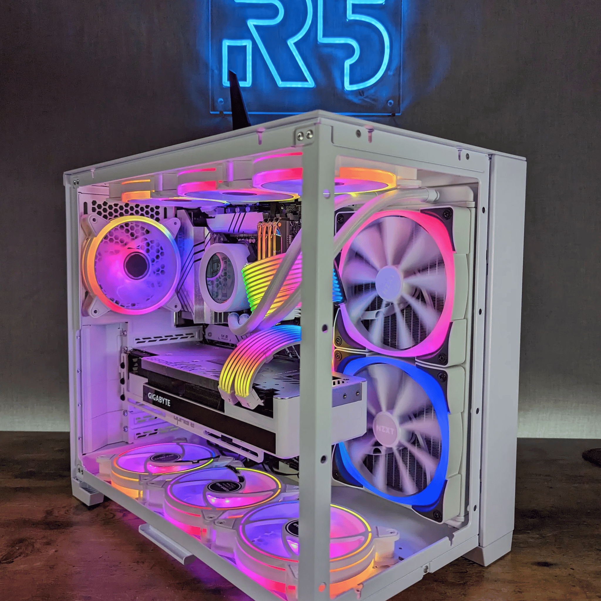 RTX 3090 // i7 13700K // 32GB 5400mhz DDR5 // 3.5TB Gen4 NVMe // WiFi