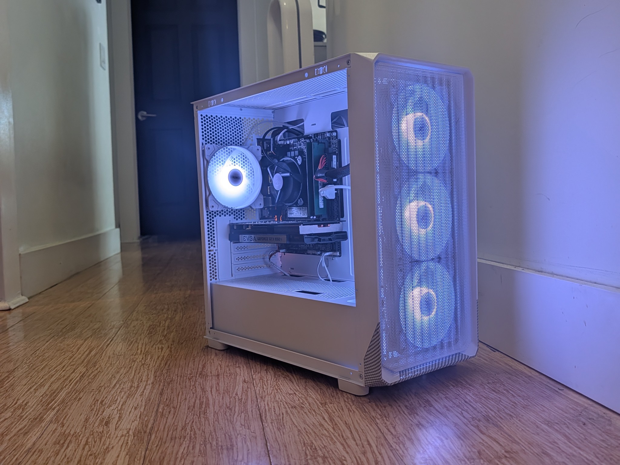 ゲーミングPC gtx1050 i7 Windows10 Custom gaming PC | I7 6700 | EVGA GTX 1050 TI | 16GB DDR4 | 256GB