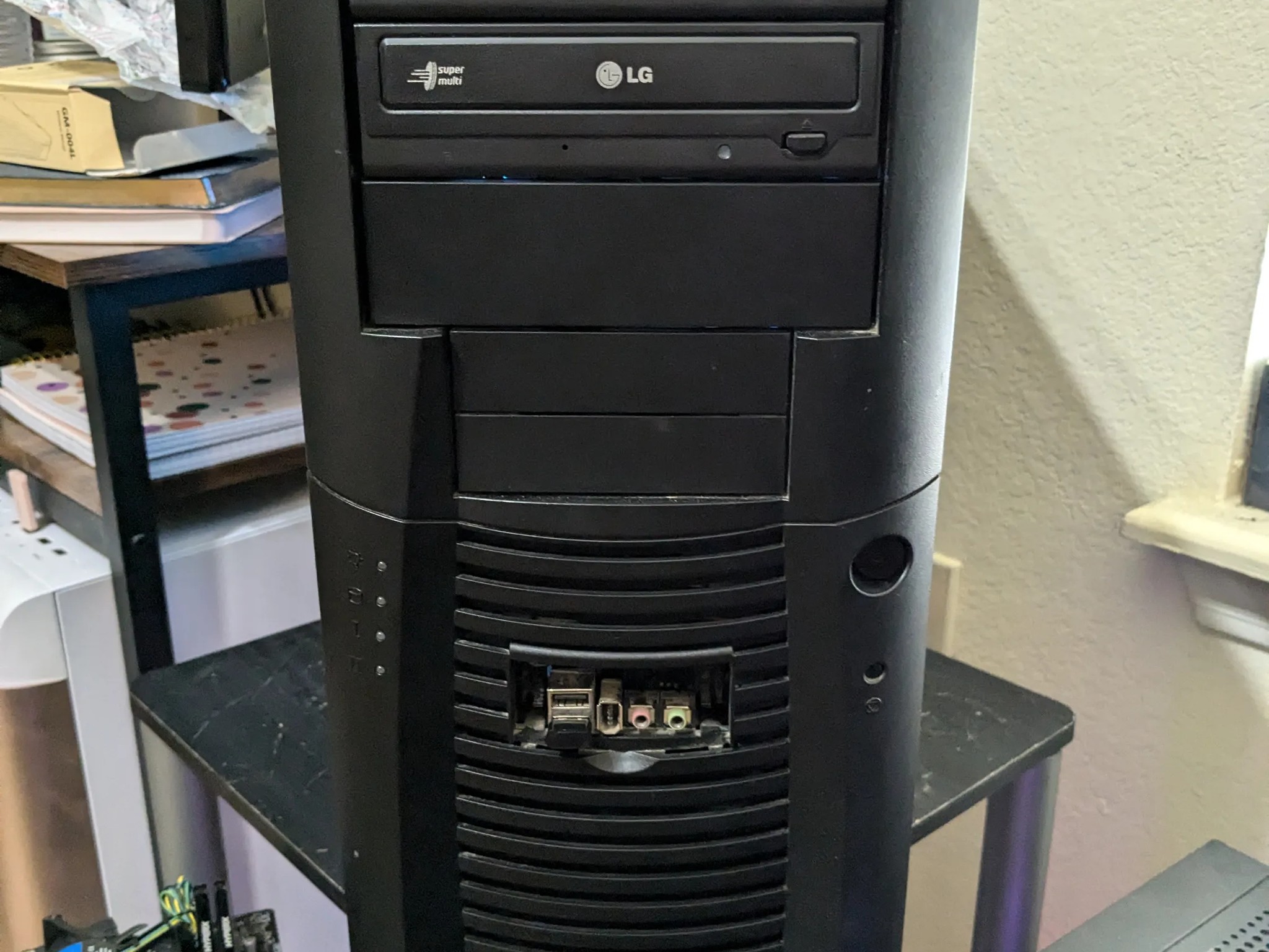 Blank Canvas - Xeon X3460 (i7-860), 16GB RAM, R7 450 2GB, 256GB SSD, Win10, Wifi