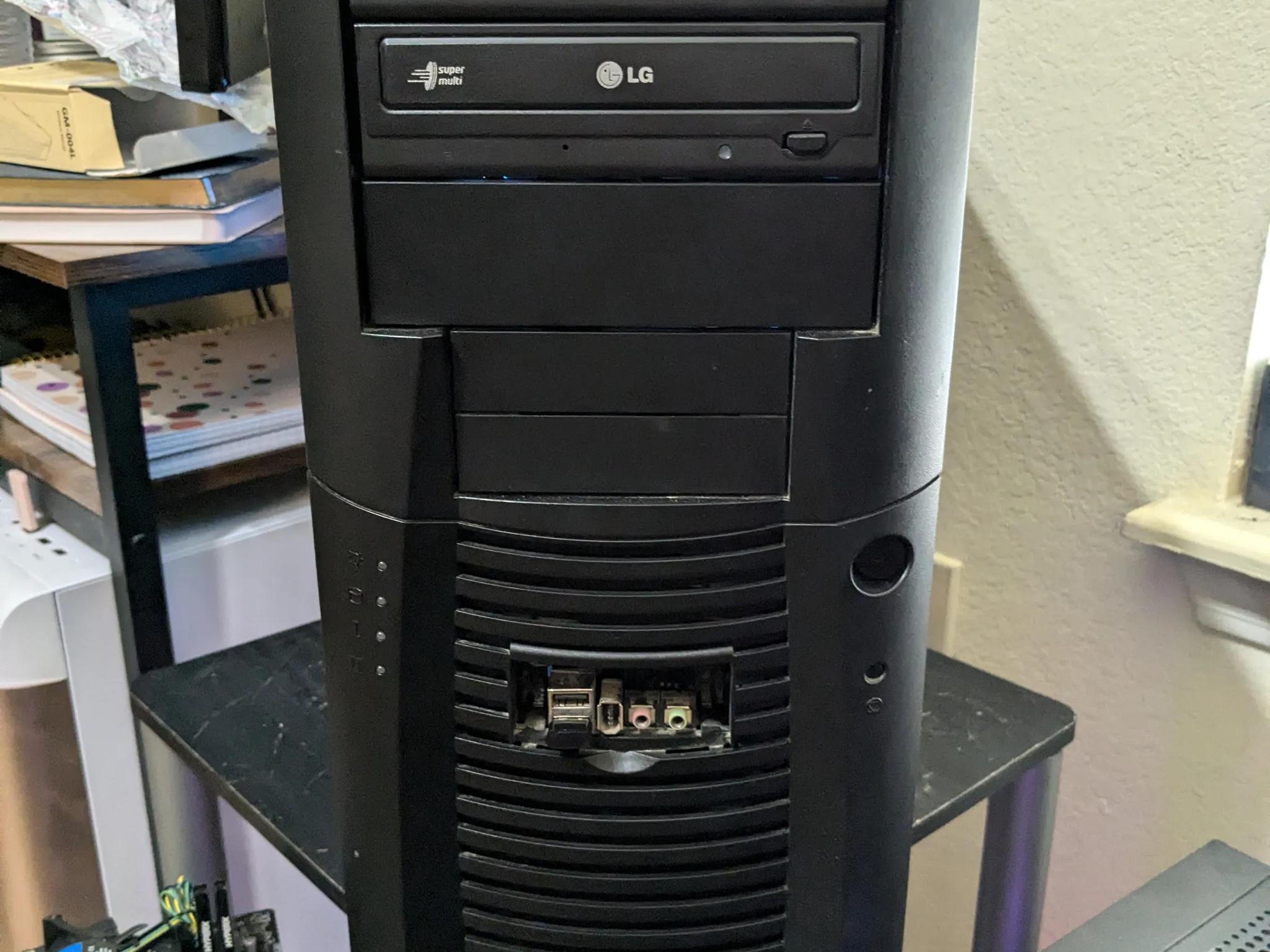 Blank Canvas - Xeon X3460 (i7-860), 16GB RAM, R7 450 2GB, 256GB SSD, Win10, Wifi