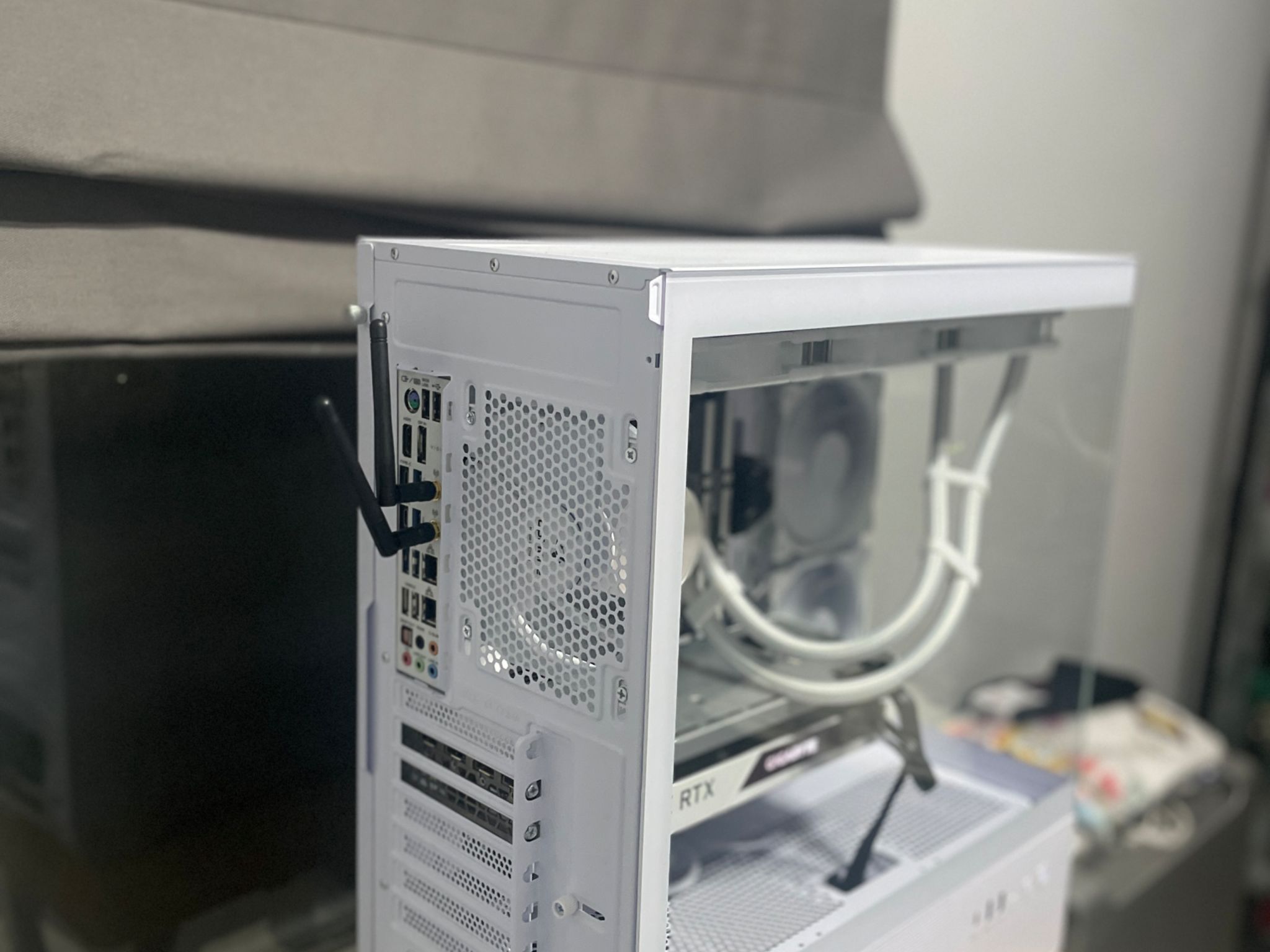 QX-01: White Nova