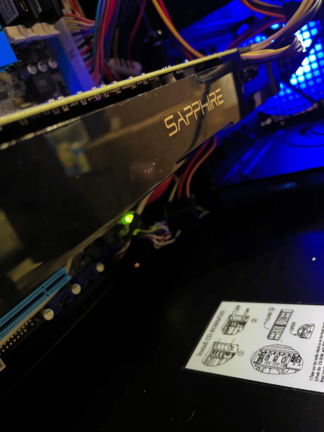 “Sapphire” // AMD Phenom II X6, AMD 6950 2GB