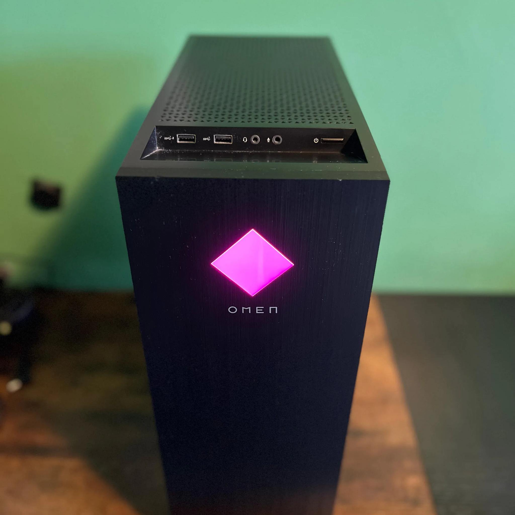 MID TIER RGB GAMING PC | I5-10400F | GeForce RTX 3060 HP Omen 25L 2TB