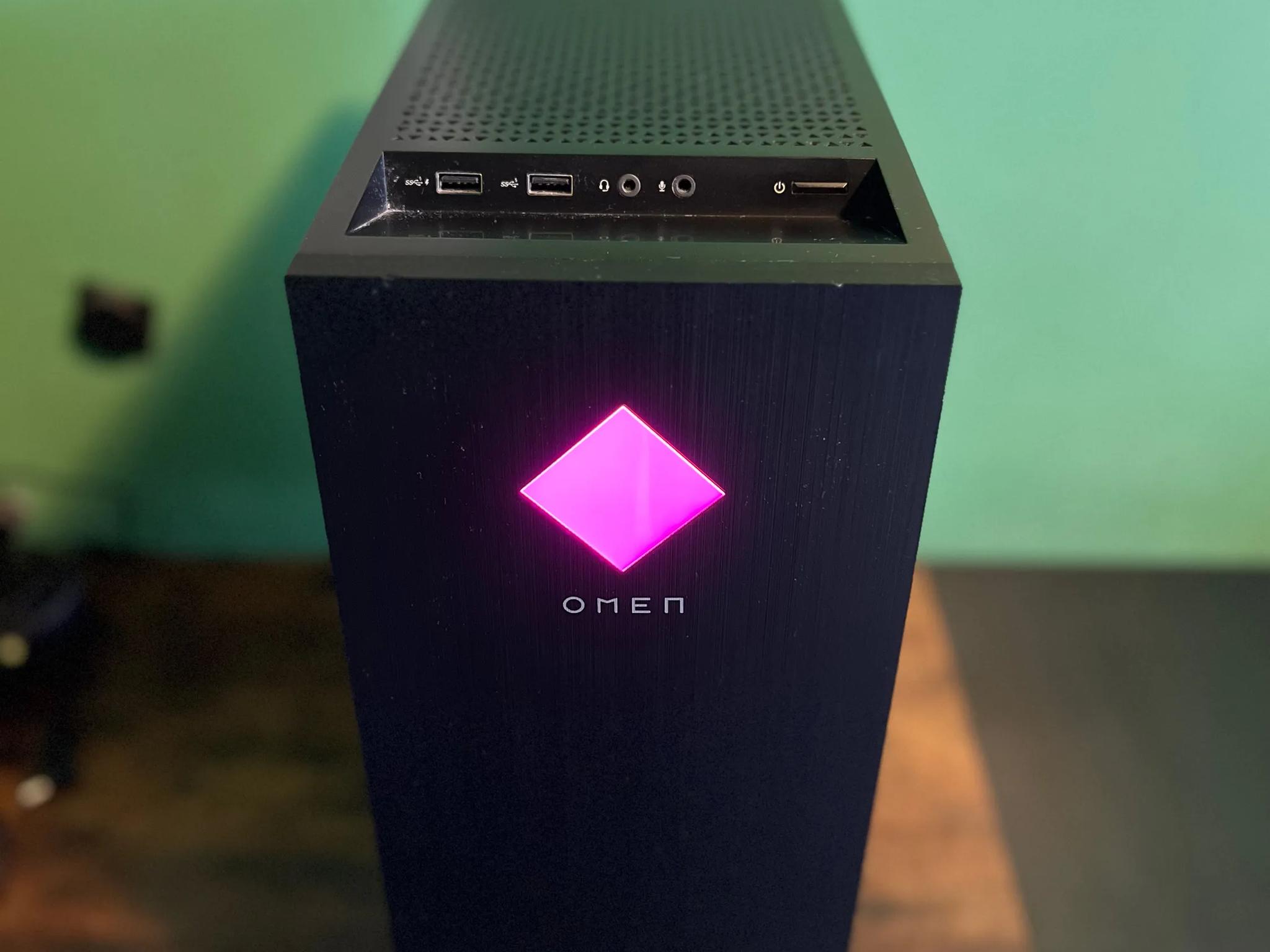 MID TIER RGB GAMING PC | I5-10400F | GeForce RTX 3060 HP Omen 25L 2TB