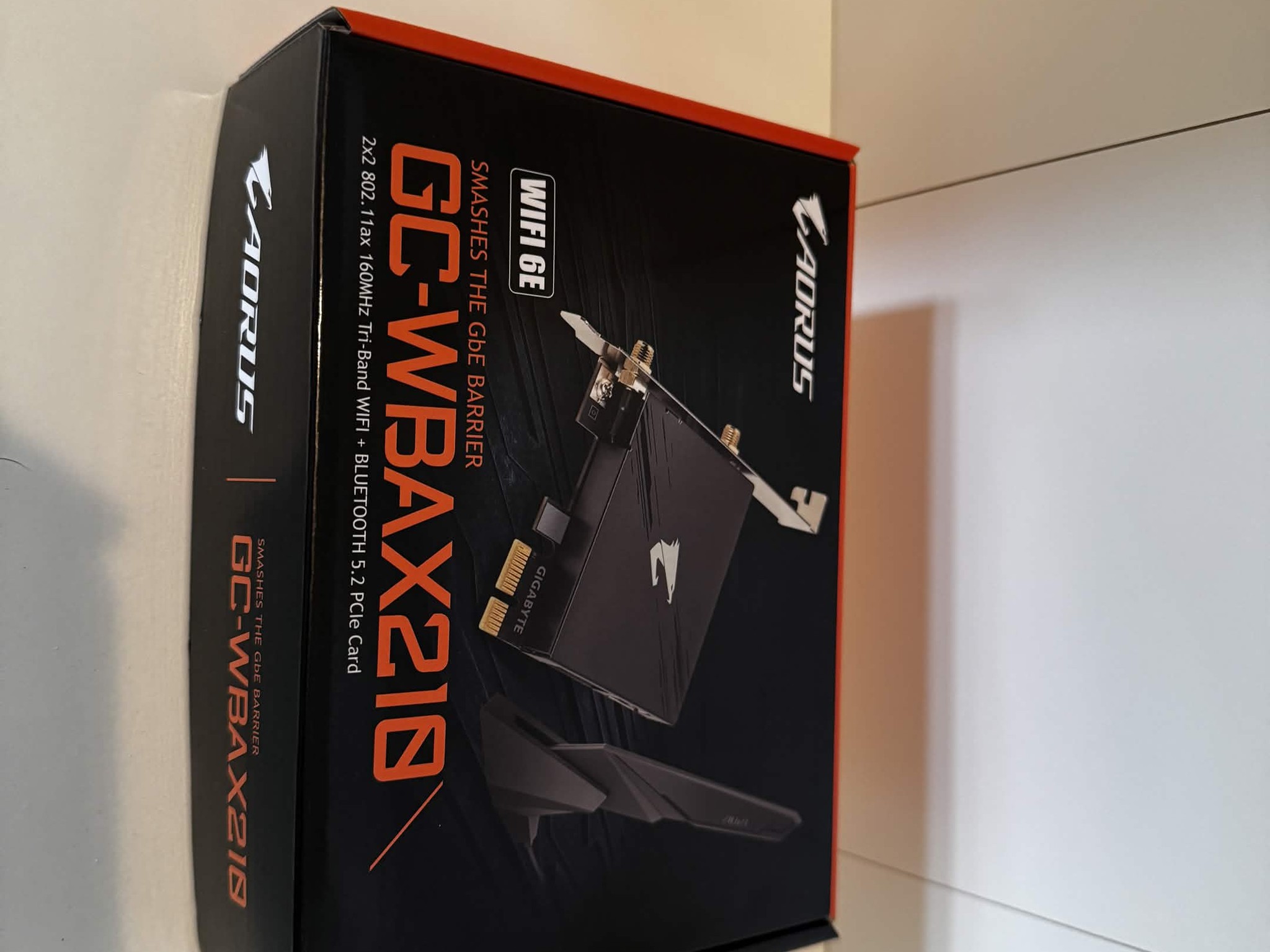 USED GIGABYTE WiFi 6E GC-WBAX210 (2x2 802.11ax/ Tri-Band WiFi/Bluetooth 5.2/ PCIe Expansion Card)