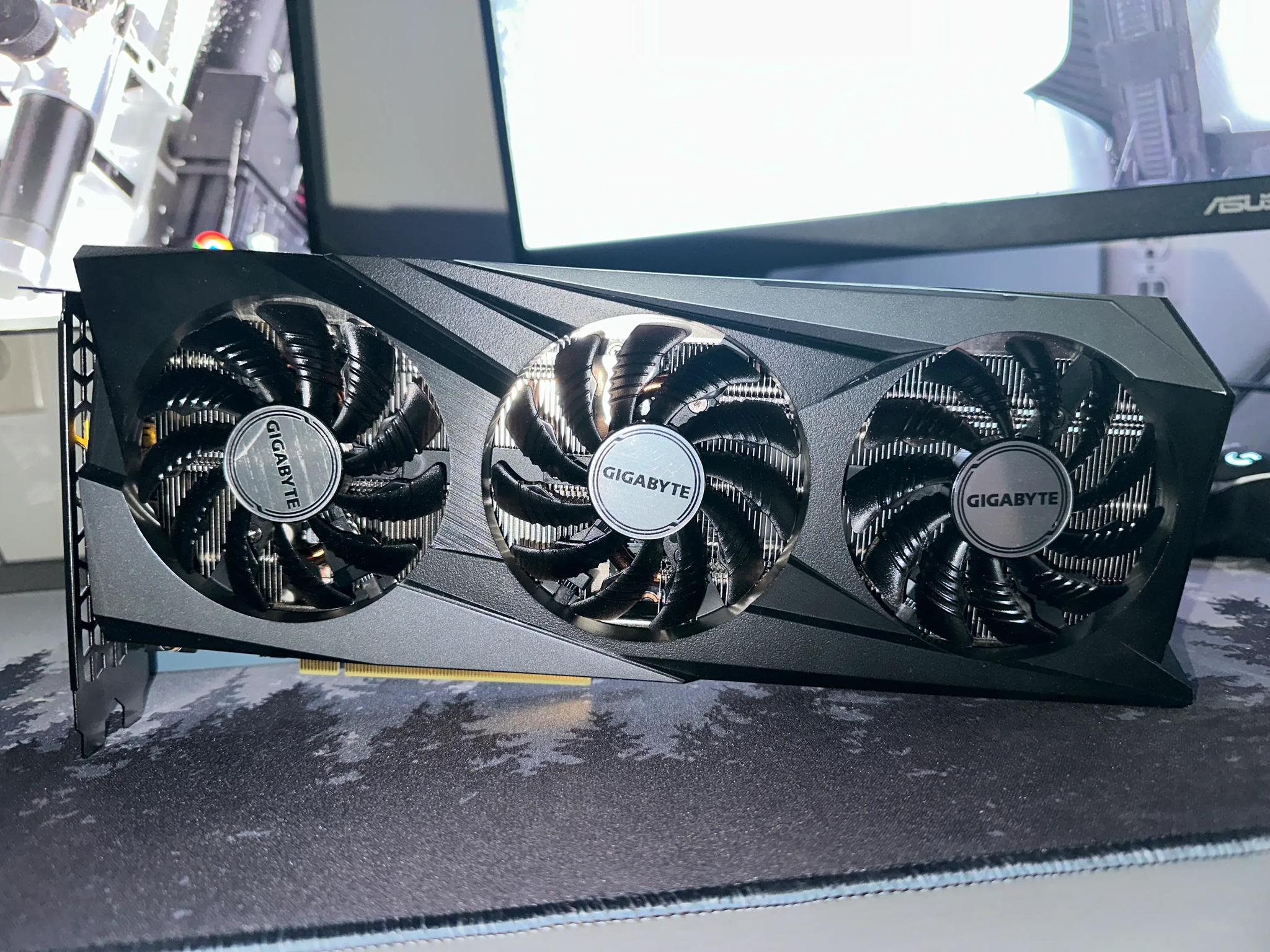 *NEW* Gigabyte RTX 3060 12gb