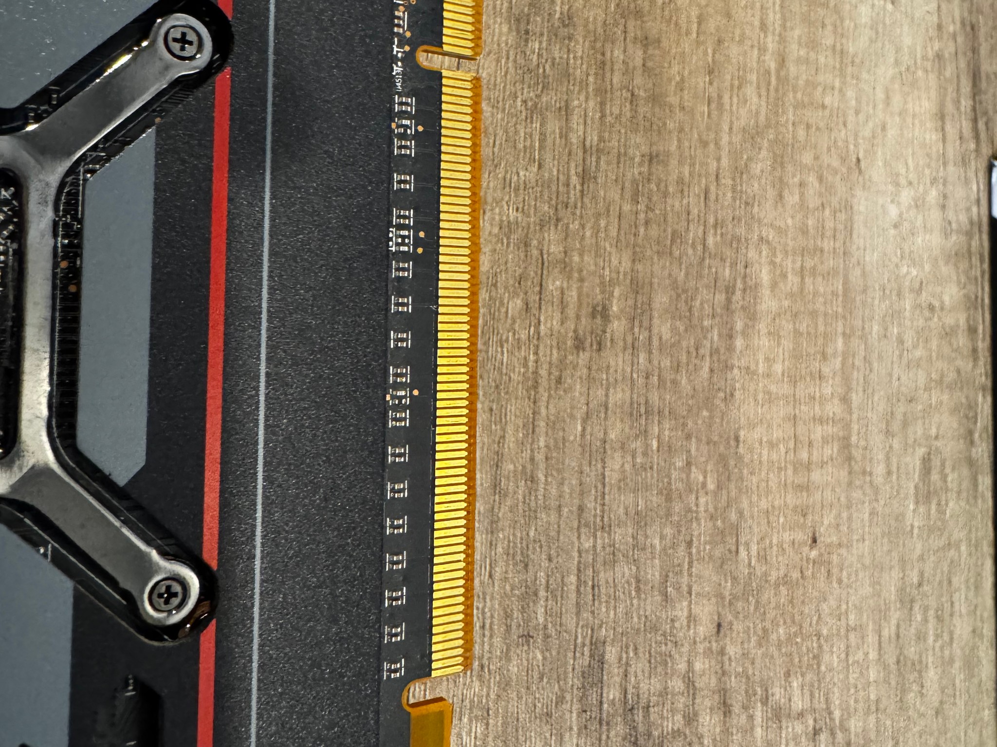 Sapphire PULSE Radeon RX 5700 XT