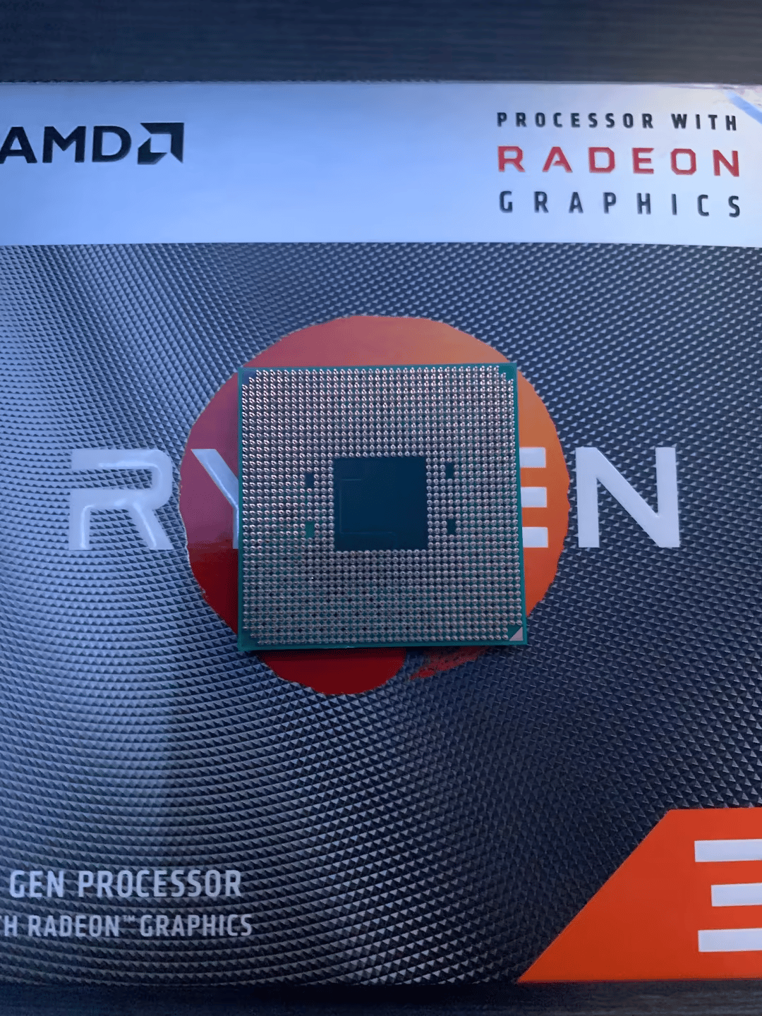 AMD Ryzen 3 3200G