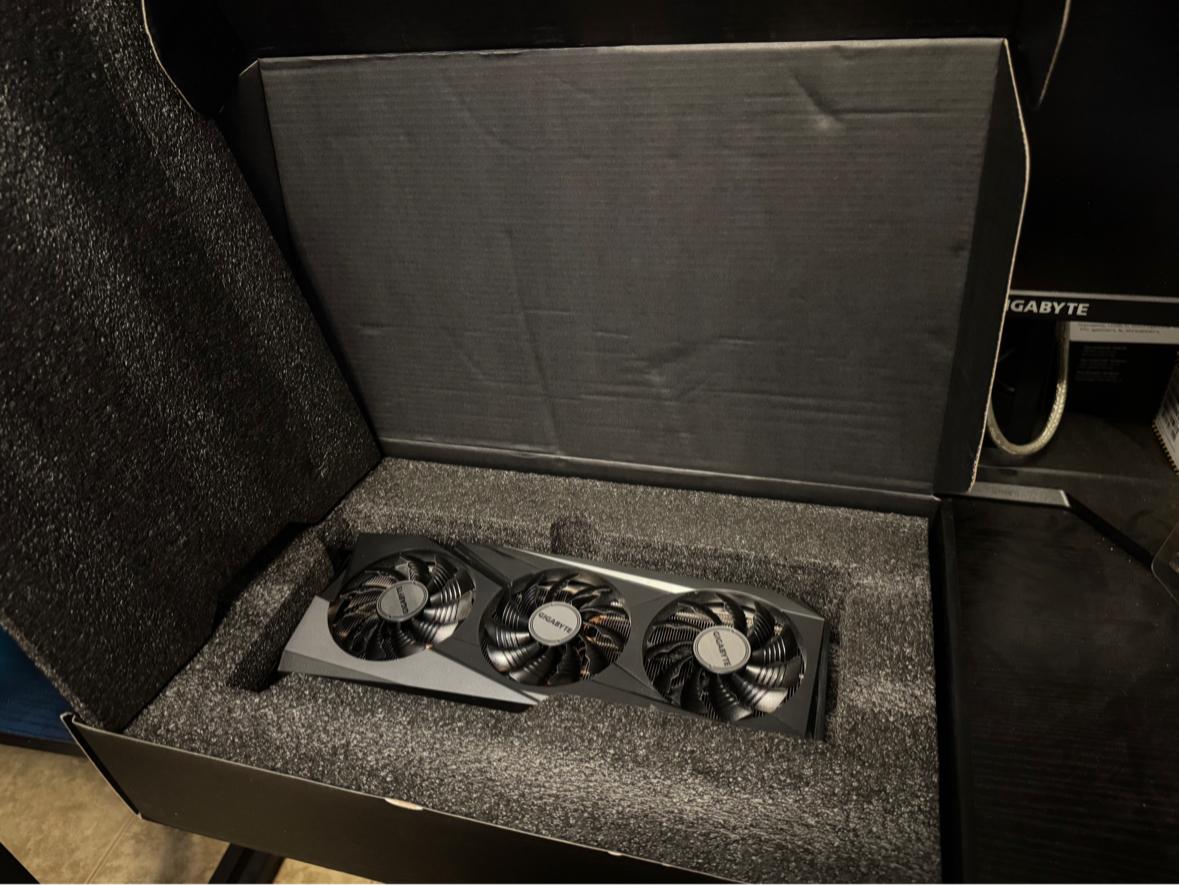 GIGABYTE AMD RADEON RX 6750 XT | GAMING OC 12GB GDDR6 | 1440 QHD GAMING | PCIE 4.0