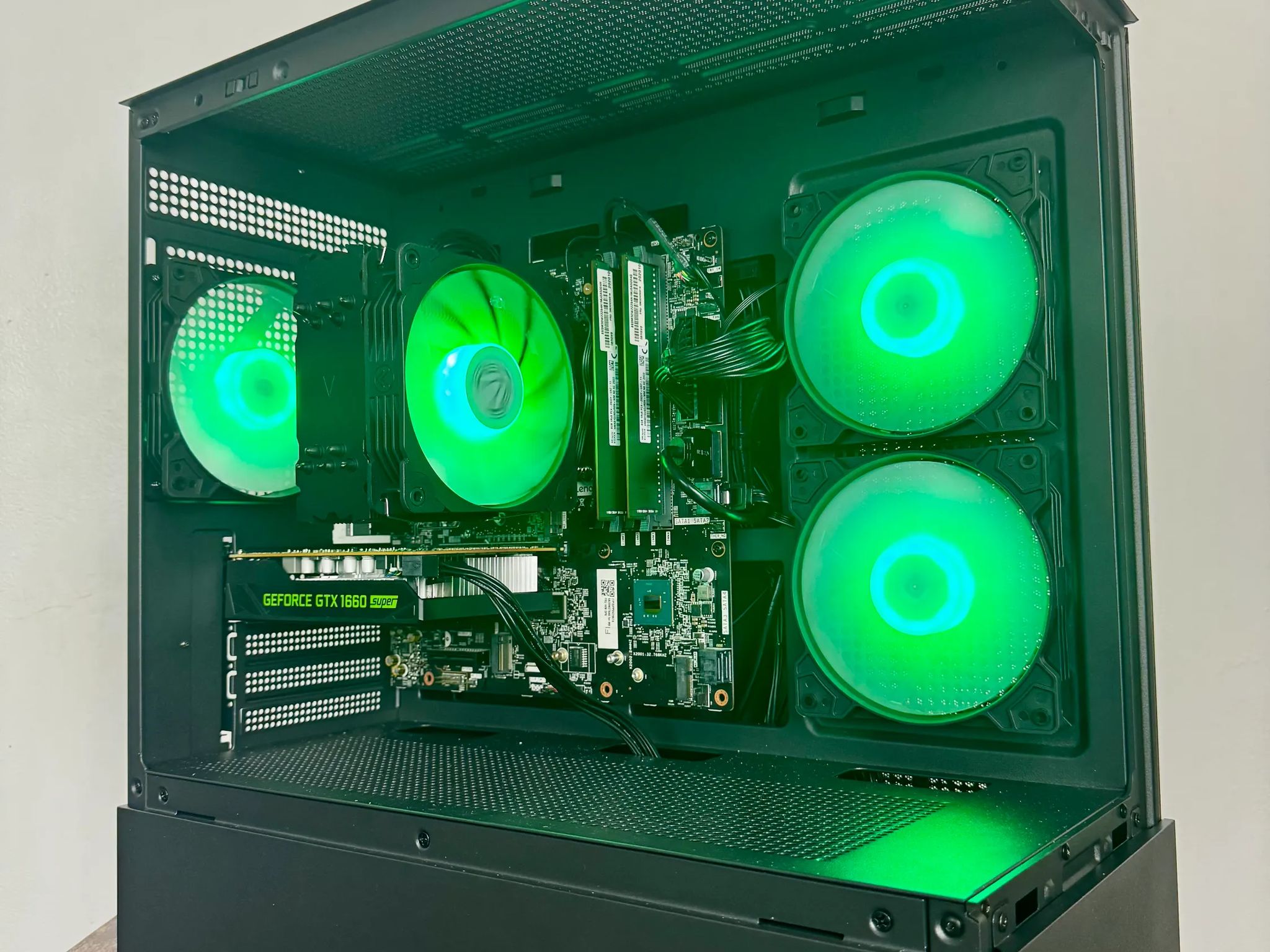 💸Value!💸 Budget Gaming PC (i5 10400 + GTX 1660 Super + 16gb Ram)