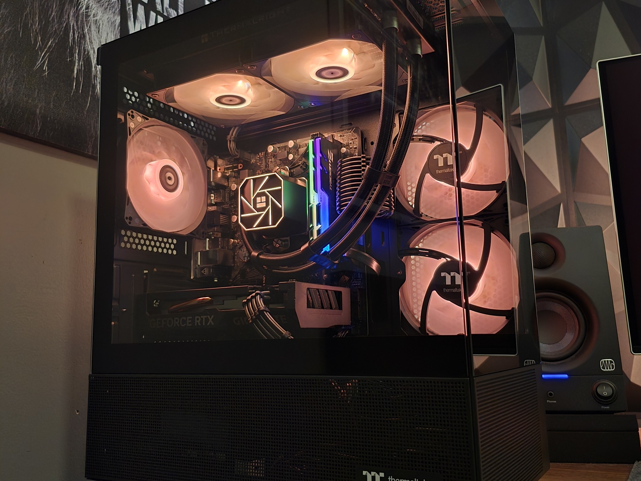 RTX 4060 + RYZEN 5 5600g