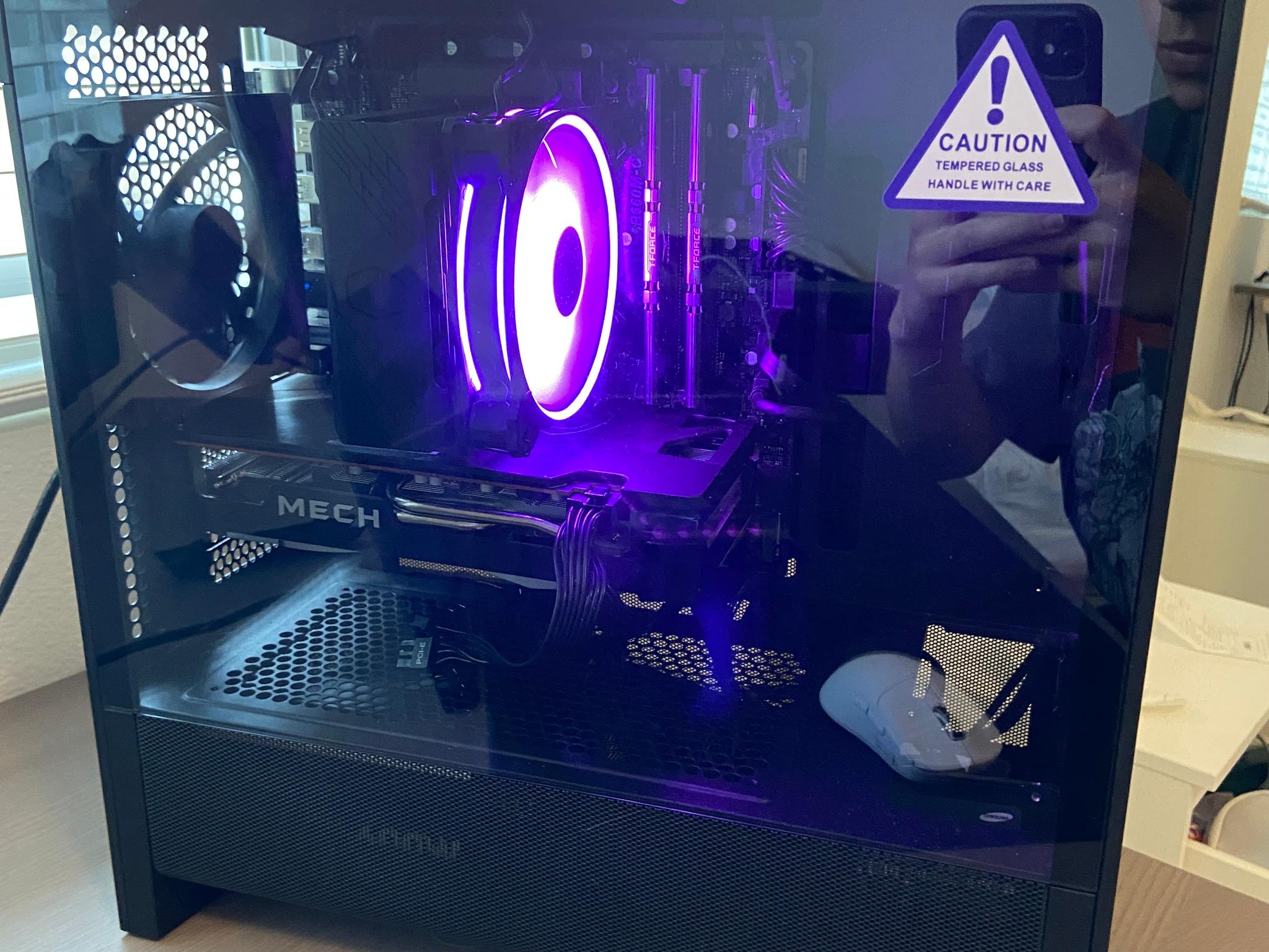 RX 6600, I3 12100f, 16gb ram, 620gb SSD, Gaming PC