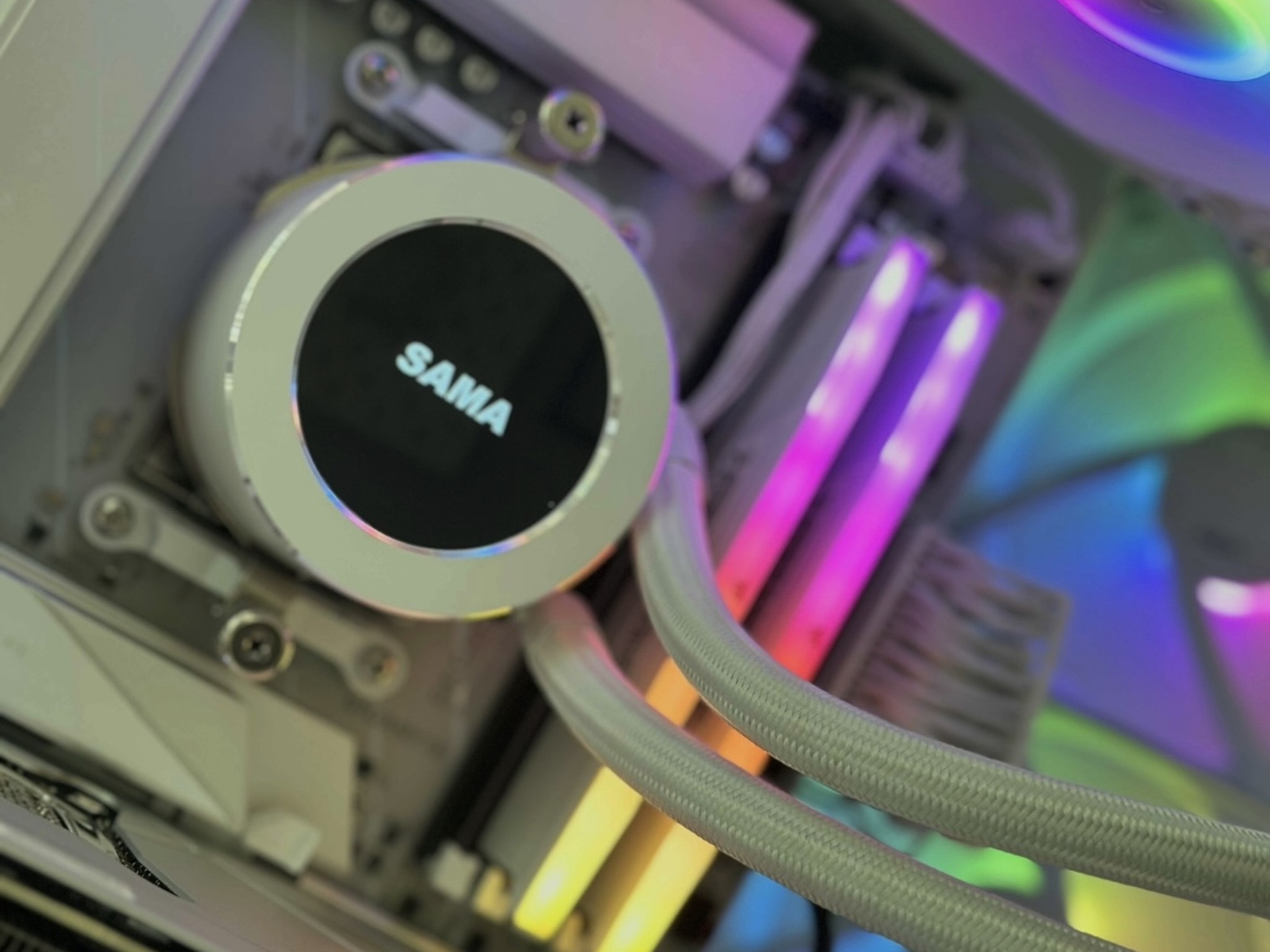 FINAL PRICE DROP CUSTOM ALL WHITE TOP END CUSTOM GAMING PC | RTX 5070TI | RYZEN 9800X3D